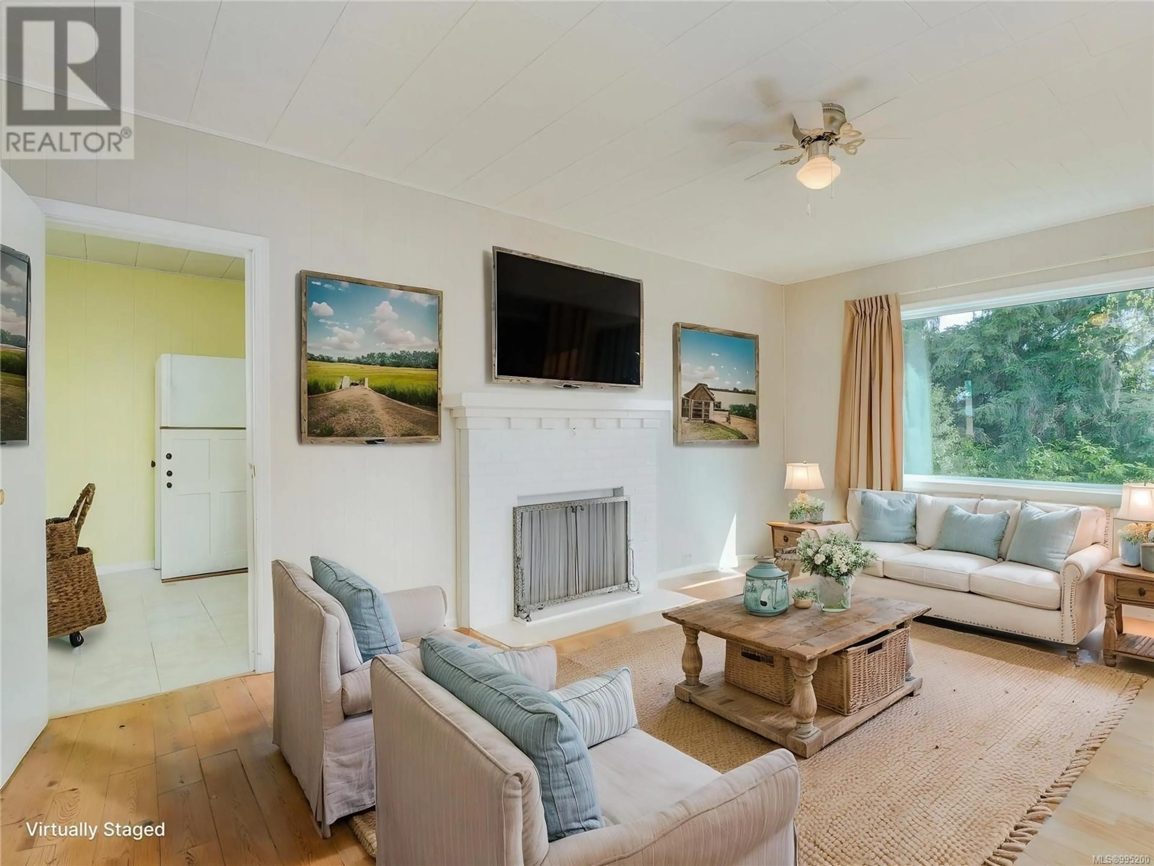 Living room with furniture, unknown for 2097 OTTER POINT ROAD, Sooke British Columbia V9Z0K7
