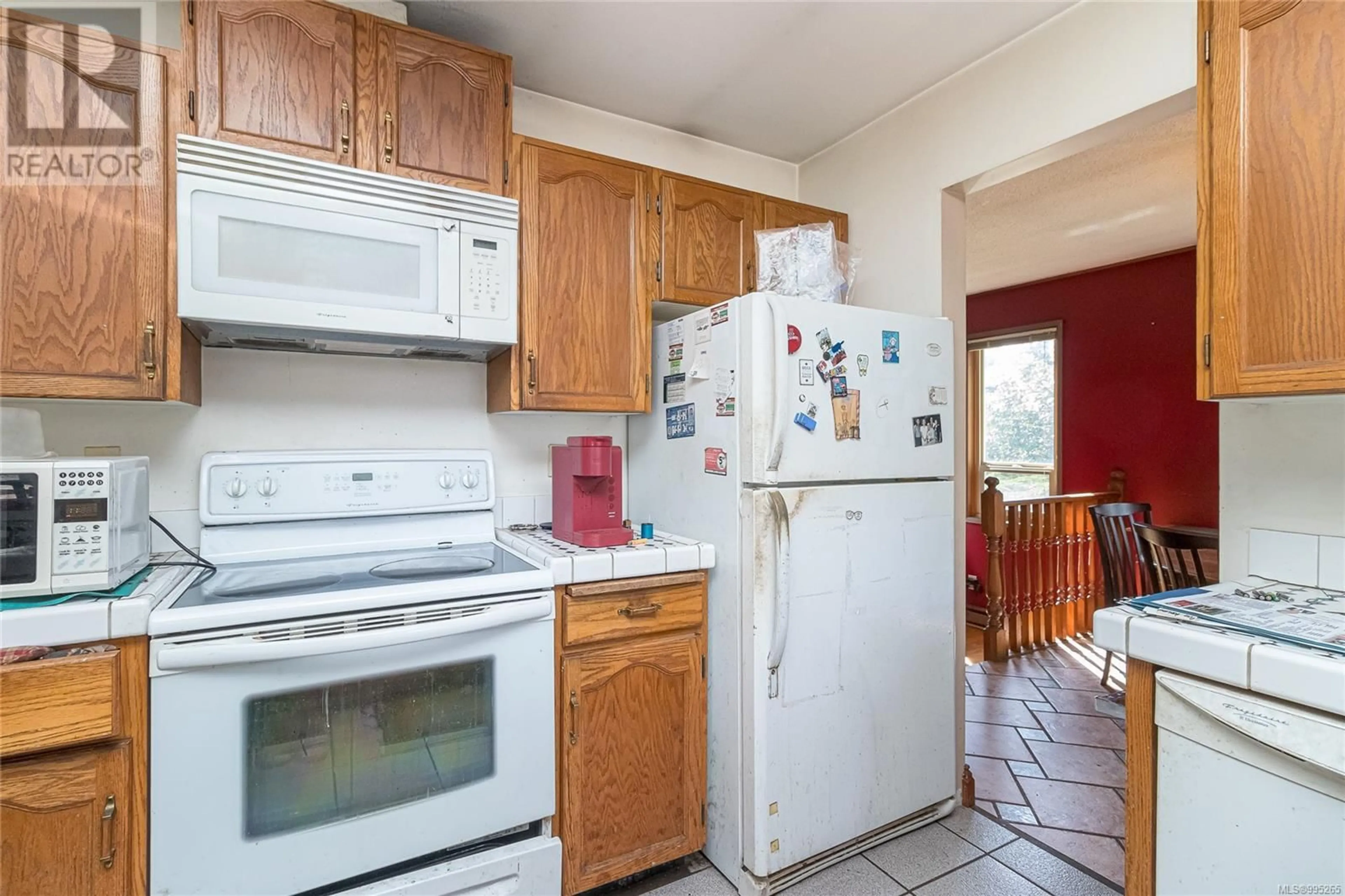 Standard kitchen, unknown for 532 ATKINS AVENUE, Langford British Columbia V9B2Z8