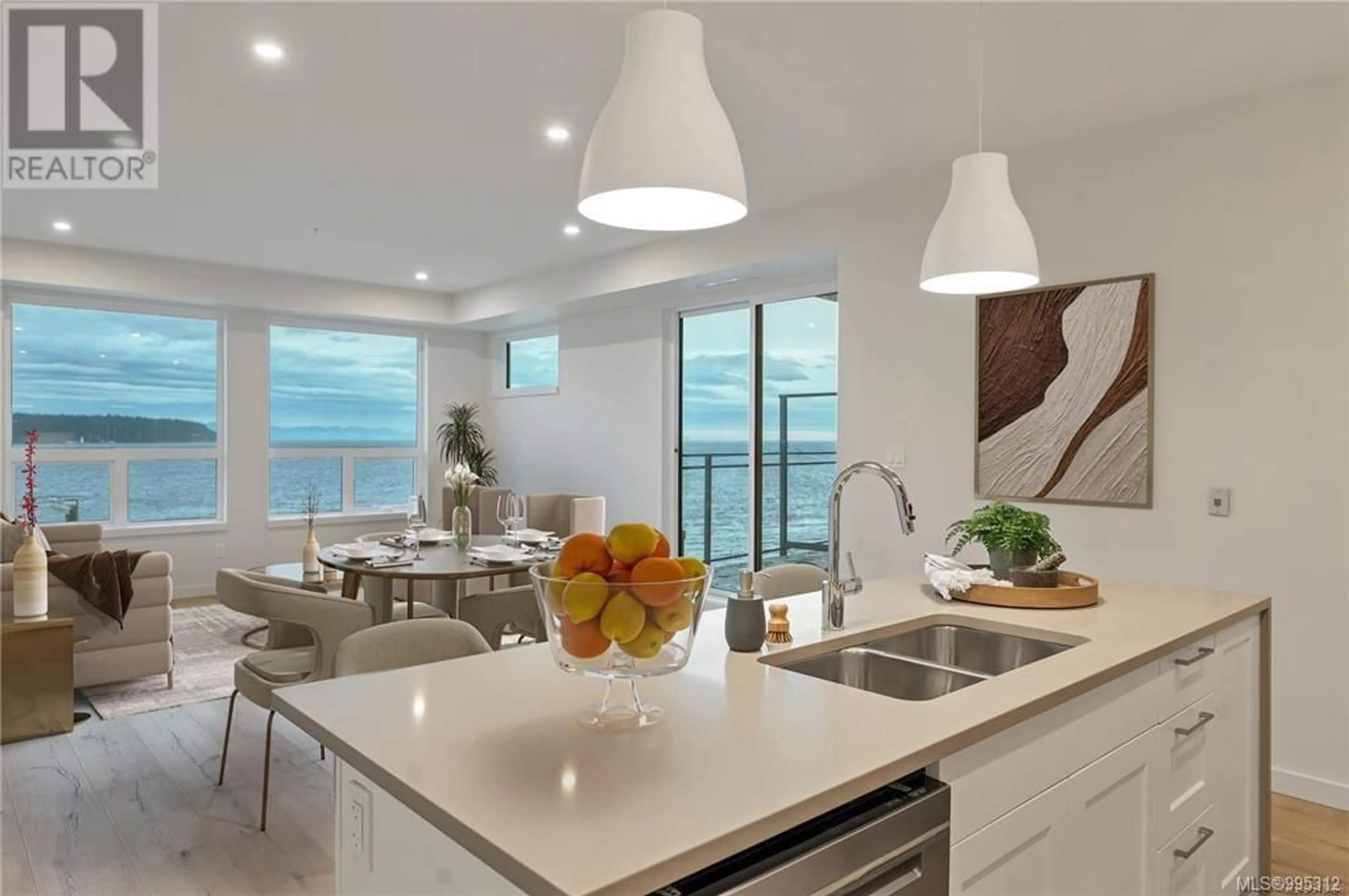 Contemporary kitchen, unknown for 504 - 536 ISLAND HIGHWAY SOUTH, Campbell River British Columbia V9W1A5
