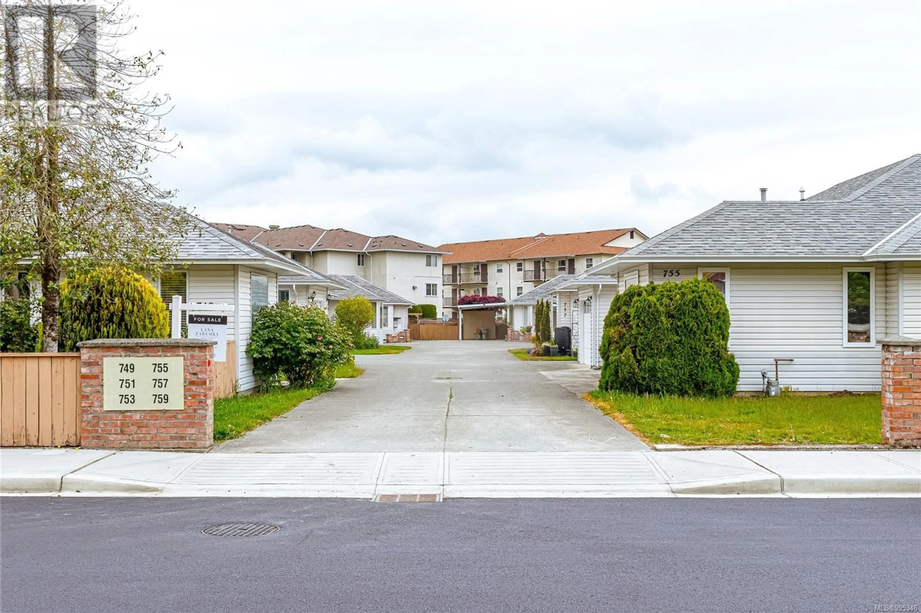 Unknown for 751 MARCHMONT ROAD, Duncan British Columbia V9L2L9