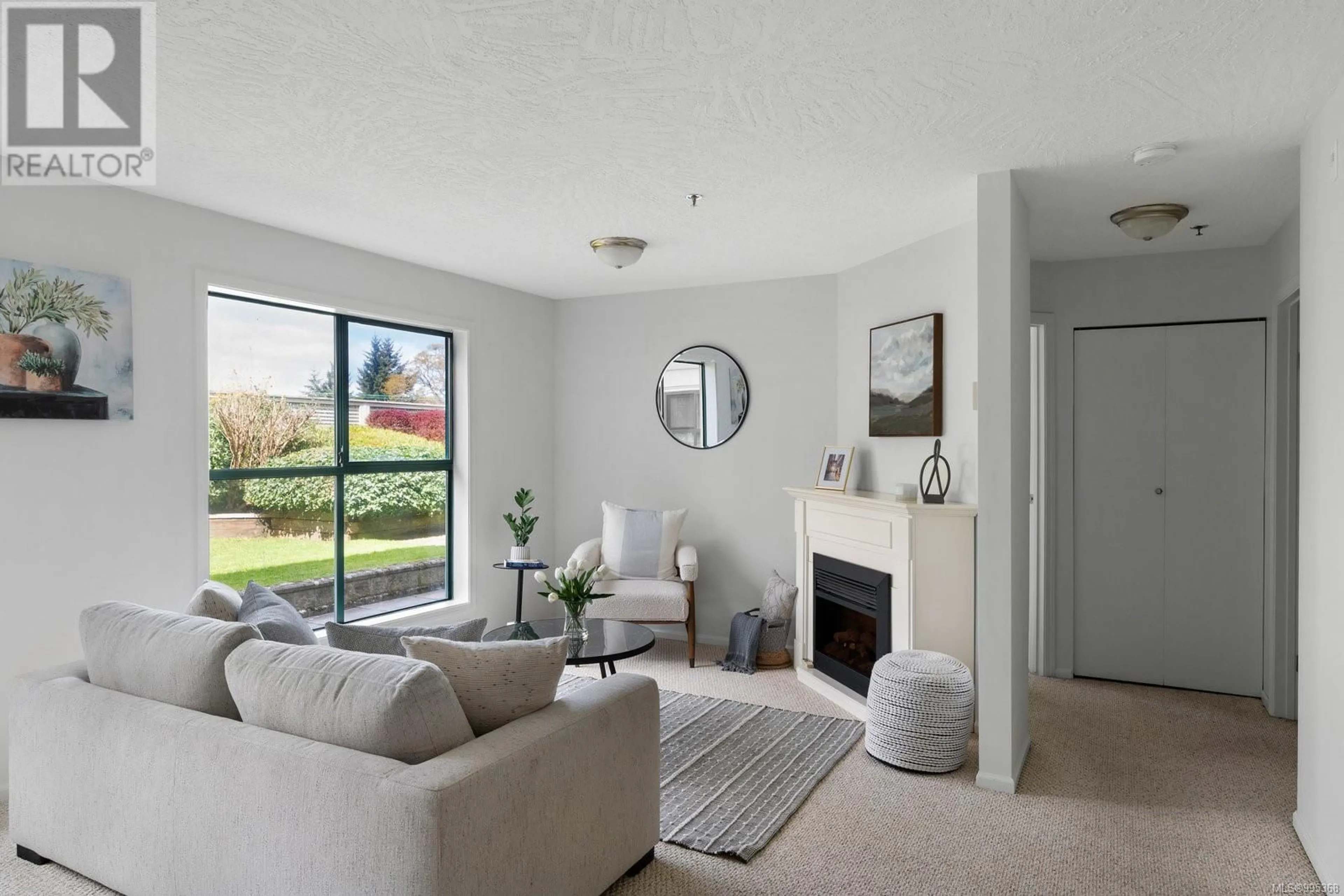 Living room with furniture, unknown for 204 - 3460 QUADRA STREET, Victoria British Columbia V8X1G6