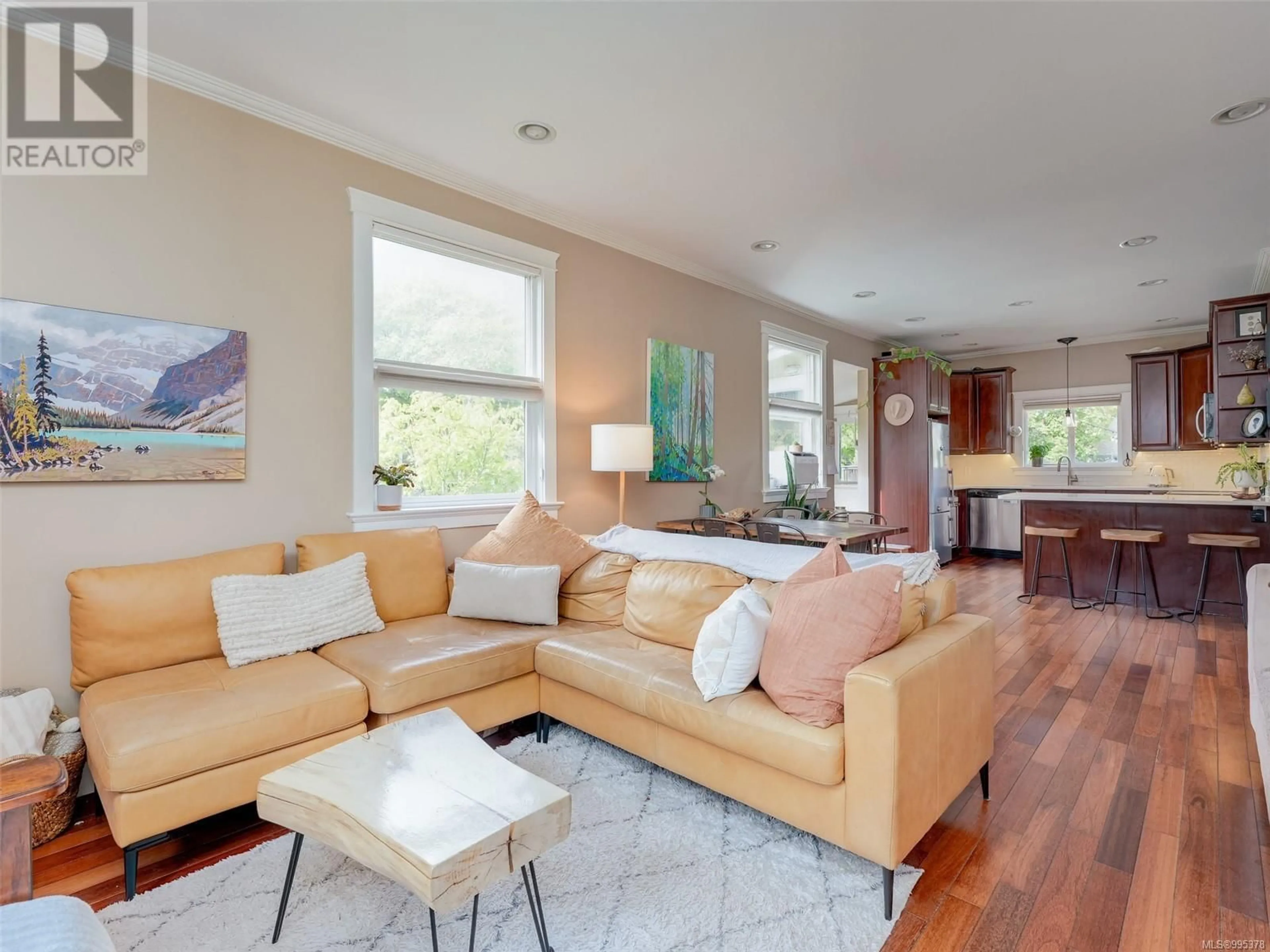 Living room with furniture, wood/laminate floor for 2650 RICHMOND ROAD, Victoria British Columbia V8R6H5