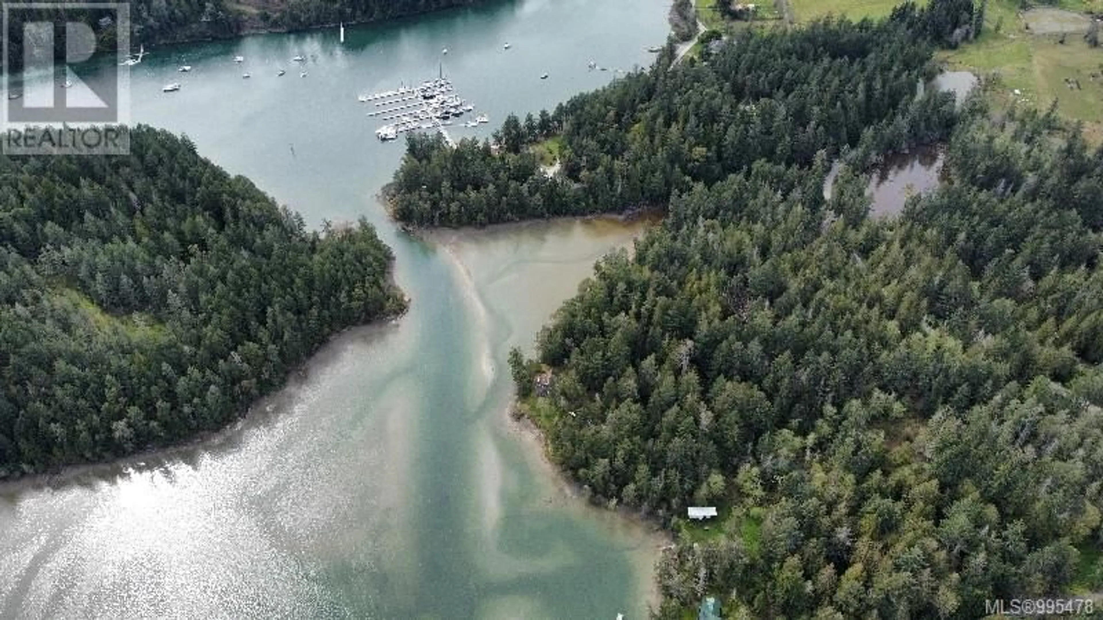 A pic from outside/outdoor area/front of a property/back of a property/a pic from drone, water/lake/river/ocean view for 79 BROWN ROAD, Thetis Island British Columbia V0R2Y0