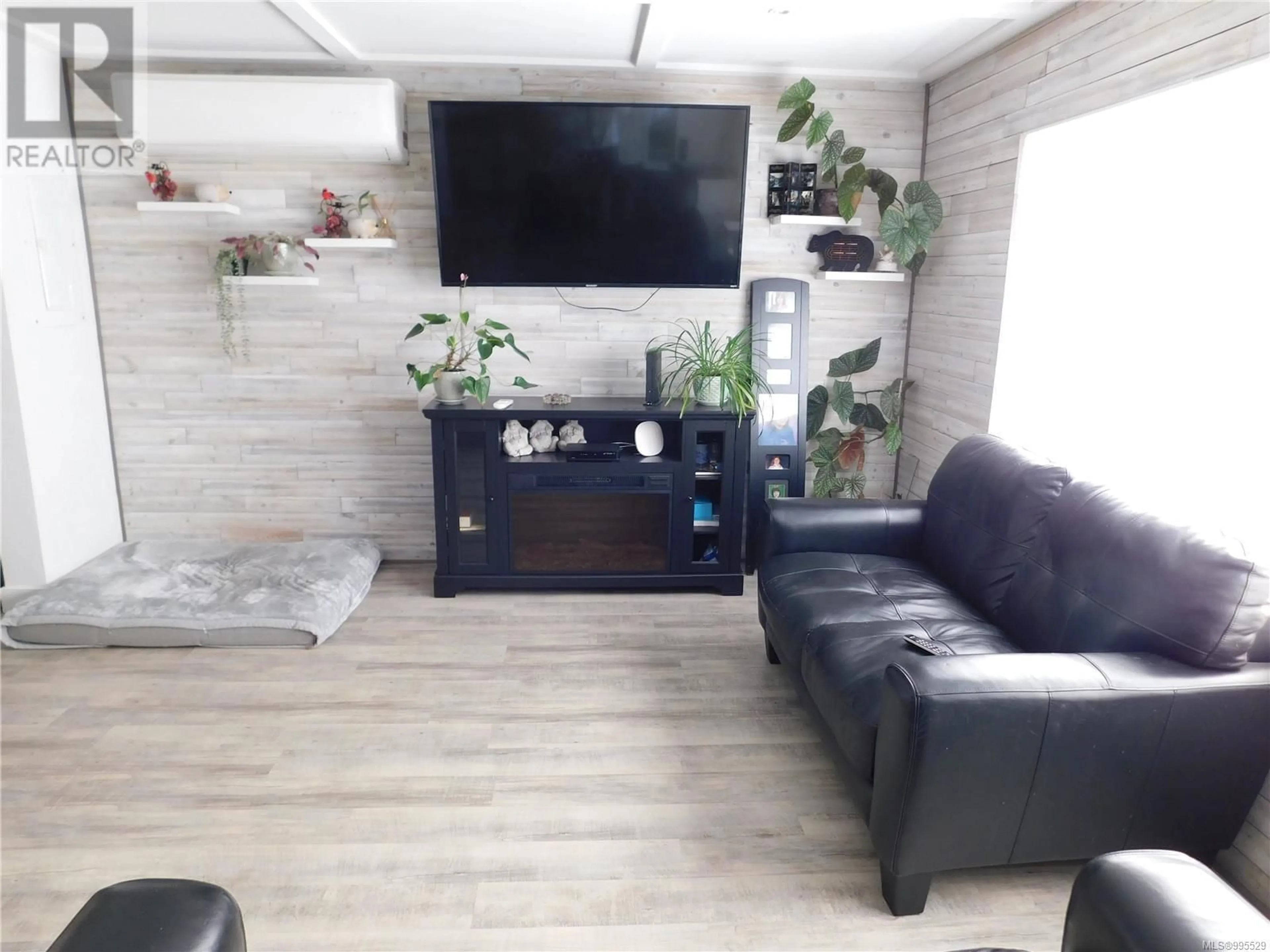 Living room with furniture, unknown for 2539 ANDERSON AVENUE, Port Alberni British Columbia V9Y2W3