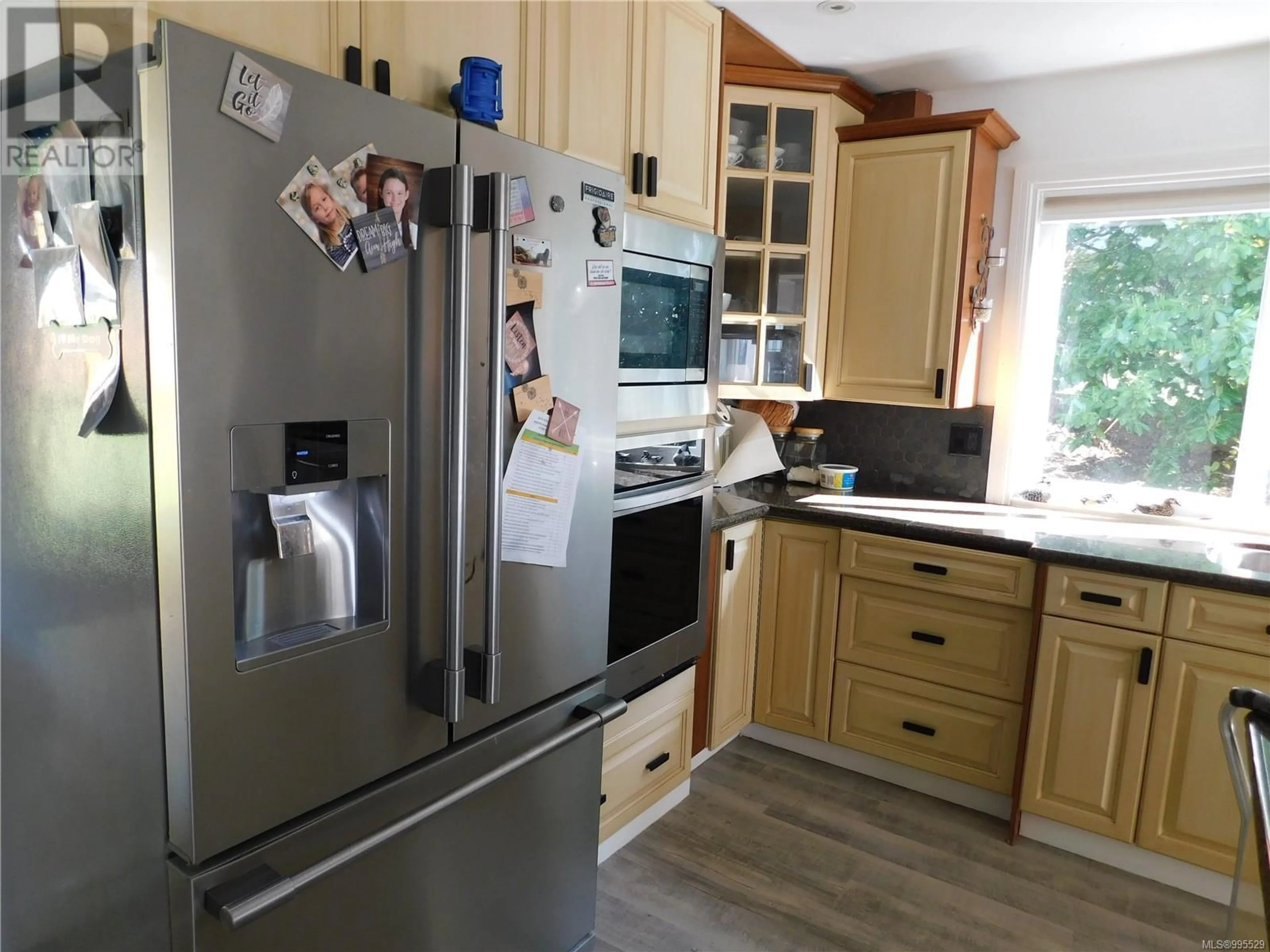Standard kitchen, wood/laminate floor for 2539 ANDERSON AVENUE, Port Alberni British Columbia V9Y2W3