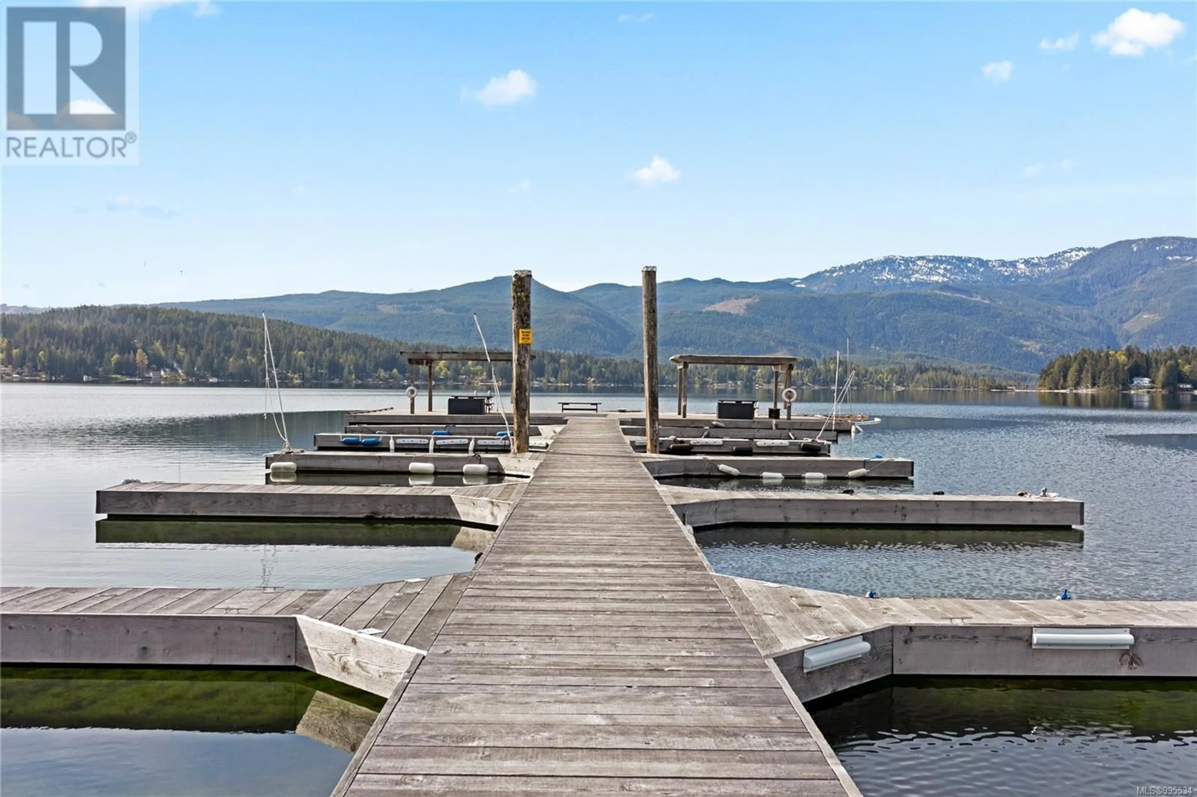 Patio, water/lake/river/ocean view for 4 - 9624 LAKESHORE ROAD, Port Alberni British Columbia V9Y8Z3