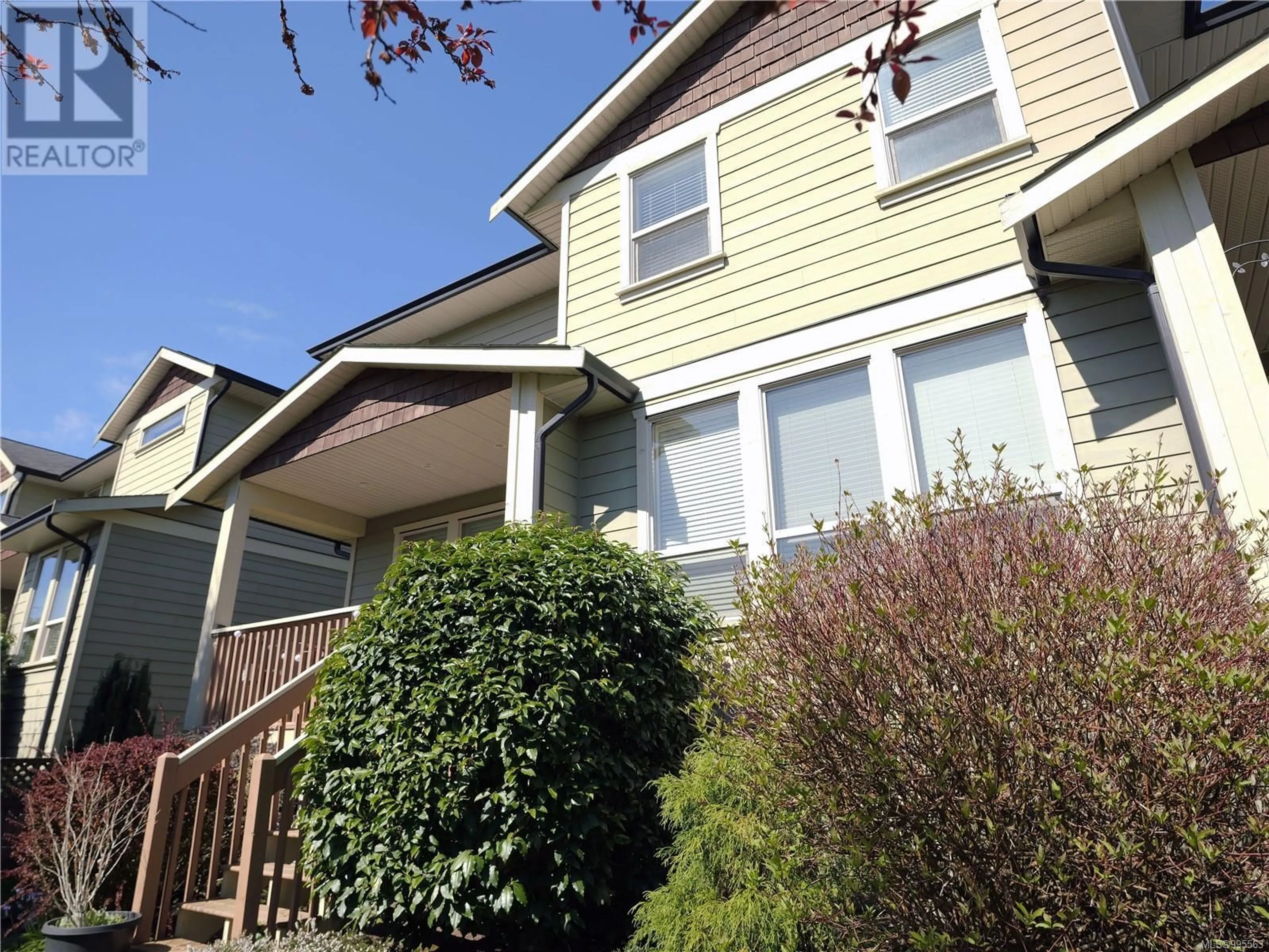 Home with vinyl exterior material, street for 107 - 2253 TOWNSEND ROAD, Sooke British Columbia V9Z1M1