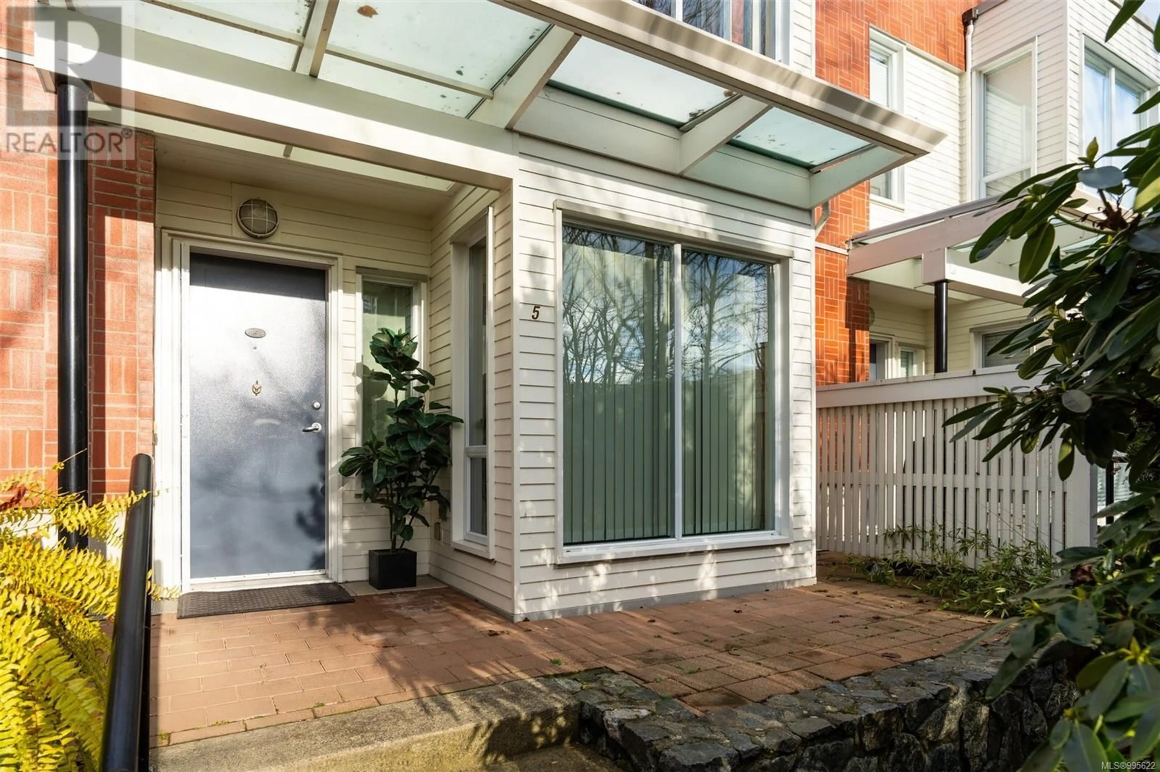 Home with brick exterior material, street for 5 - 370 WATERFRONT CRESCENT, Victoria British Columbia V8T5K3