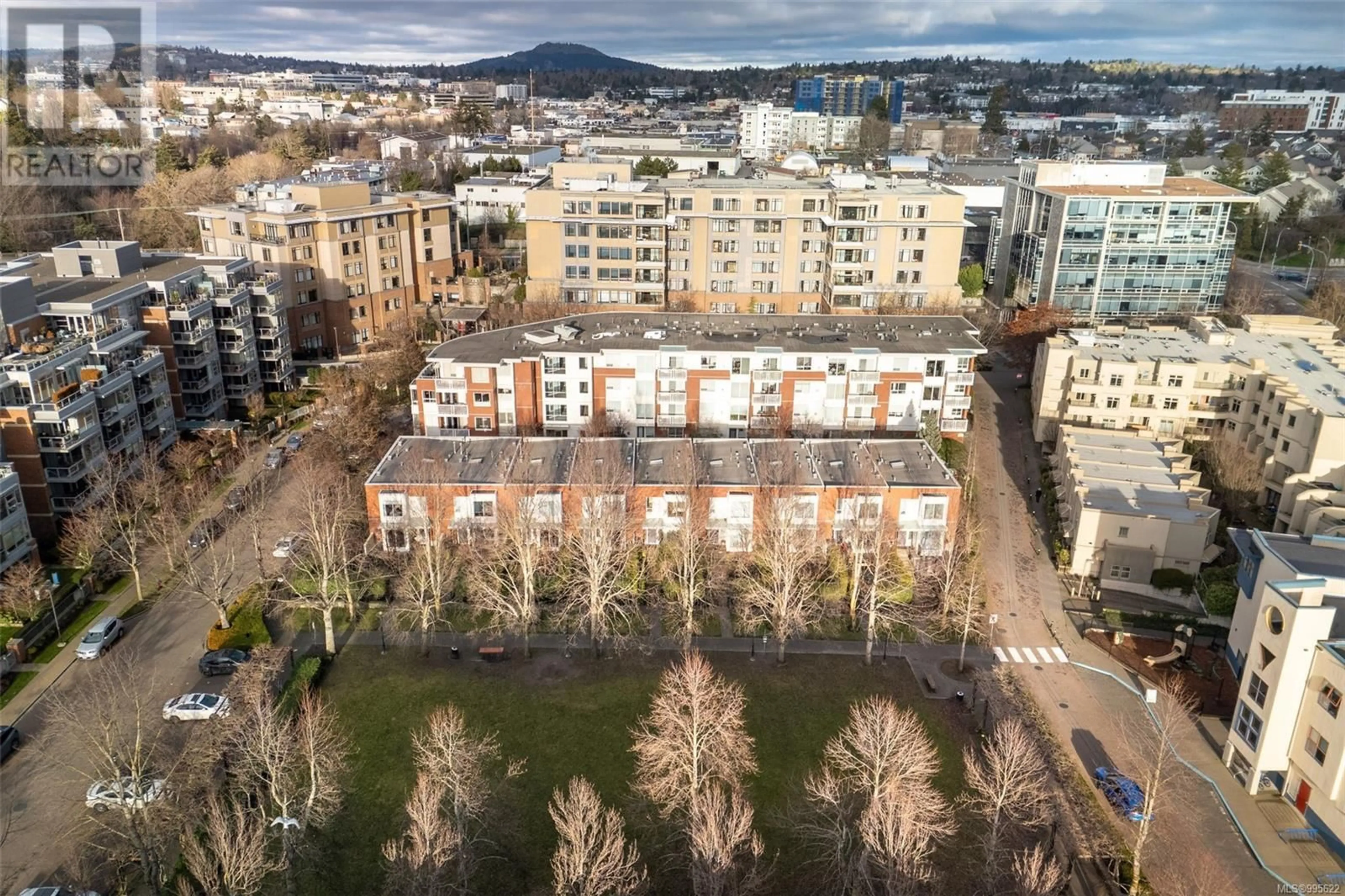 A pic from outside/outdoor area/front of a property/back of a property/a pic from drone, city buildings view from balcony for 5 - 370 WATERFRONT CRESCENT, Victoria British Columbia V8T5K3