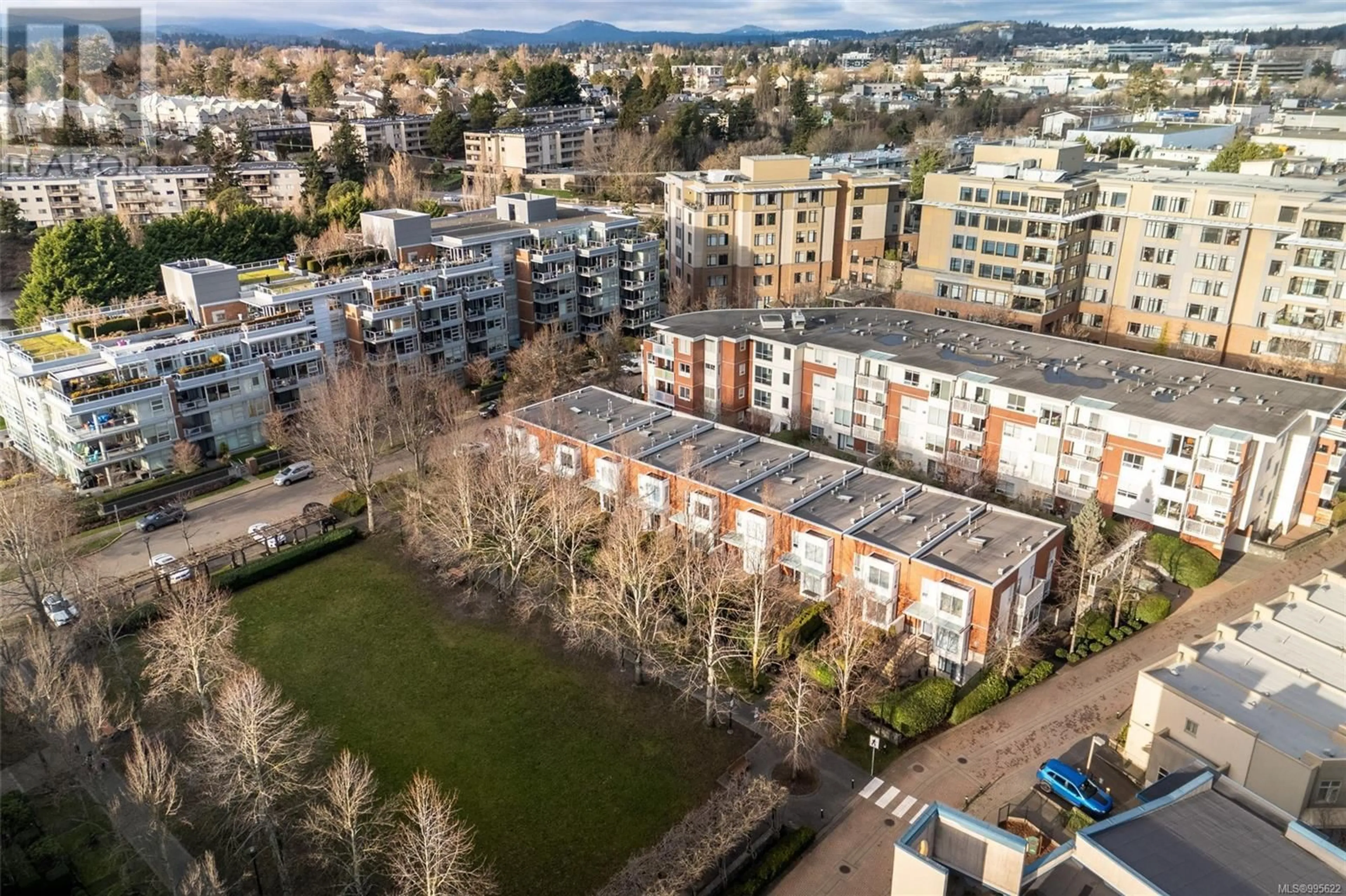 A pic from outside/outdoor area/front of a property/back of a property/a pic from drone, city buildings view from balcony for 5 - 370 WATERFRONT CRESCENT, Victoria British Columbia V8T5K3