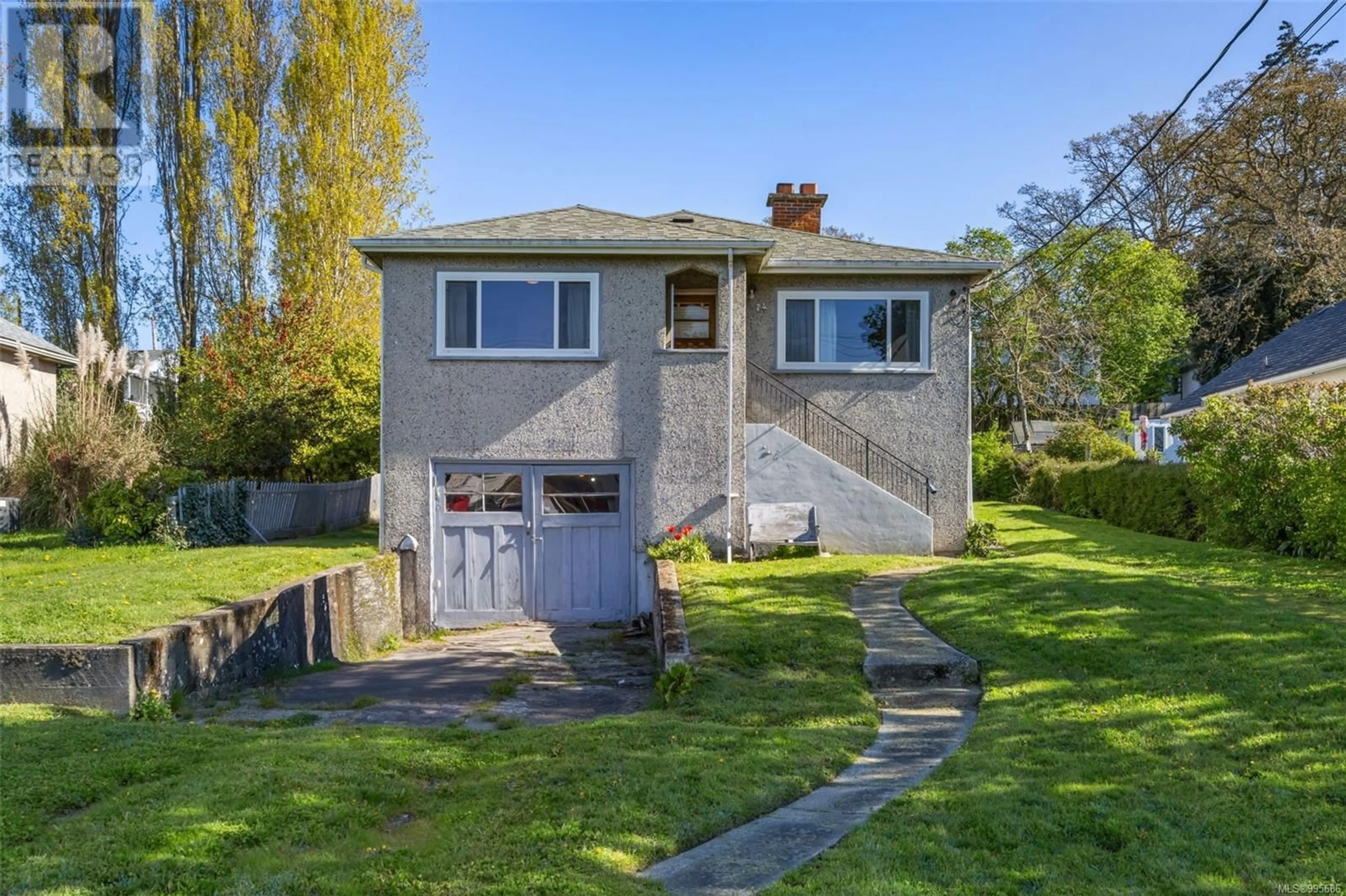 A pic from outside/outdoor area/front of a property/back of a property/a pic from drone, street for 74 CREASE AVENUE, Saanich British Columbia V8Z1S5