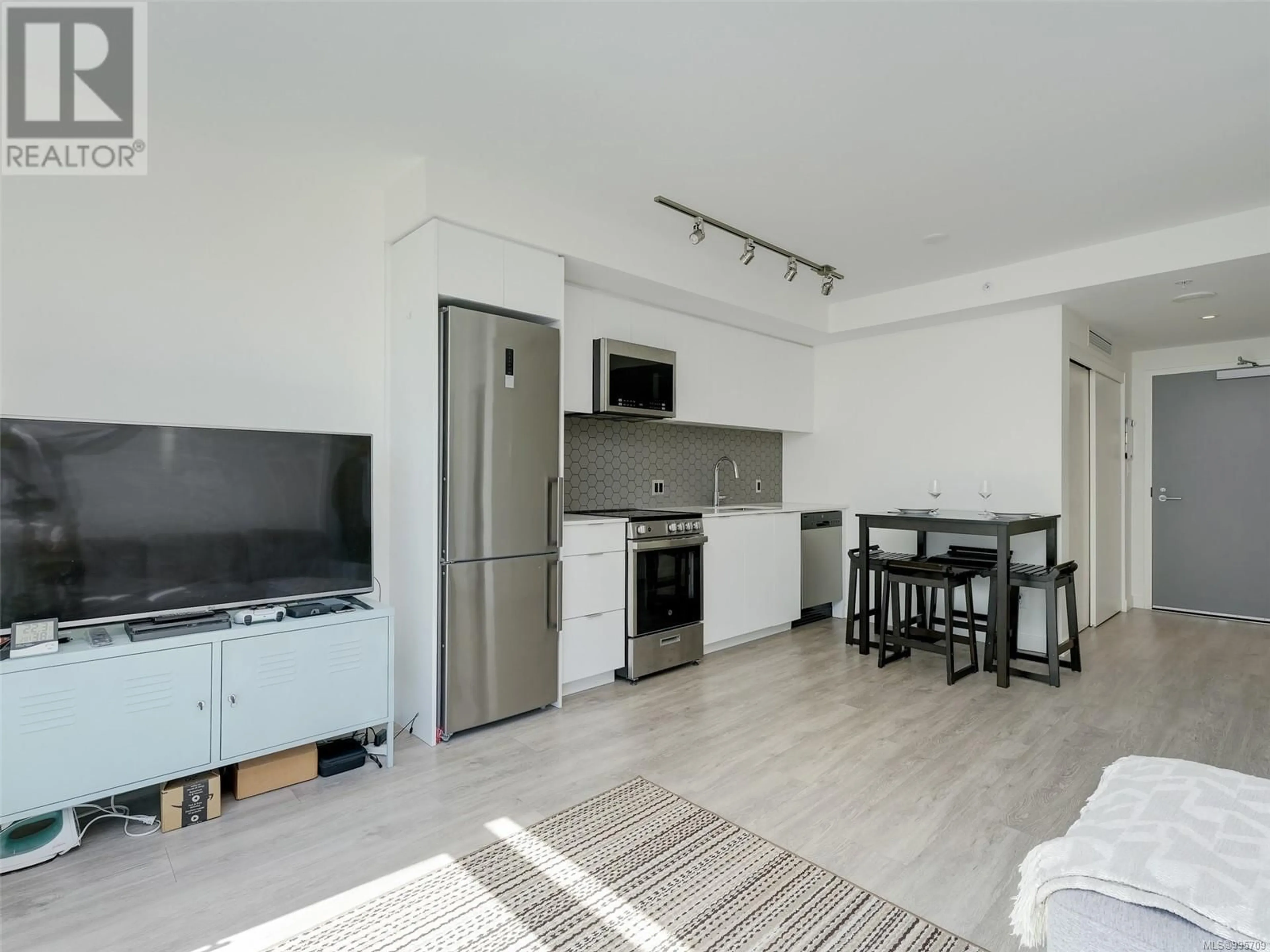 Unknown for 1404 - 845 JOHNSON STREET, Victoria British Columbia V8W0G3