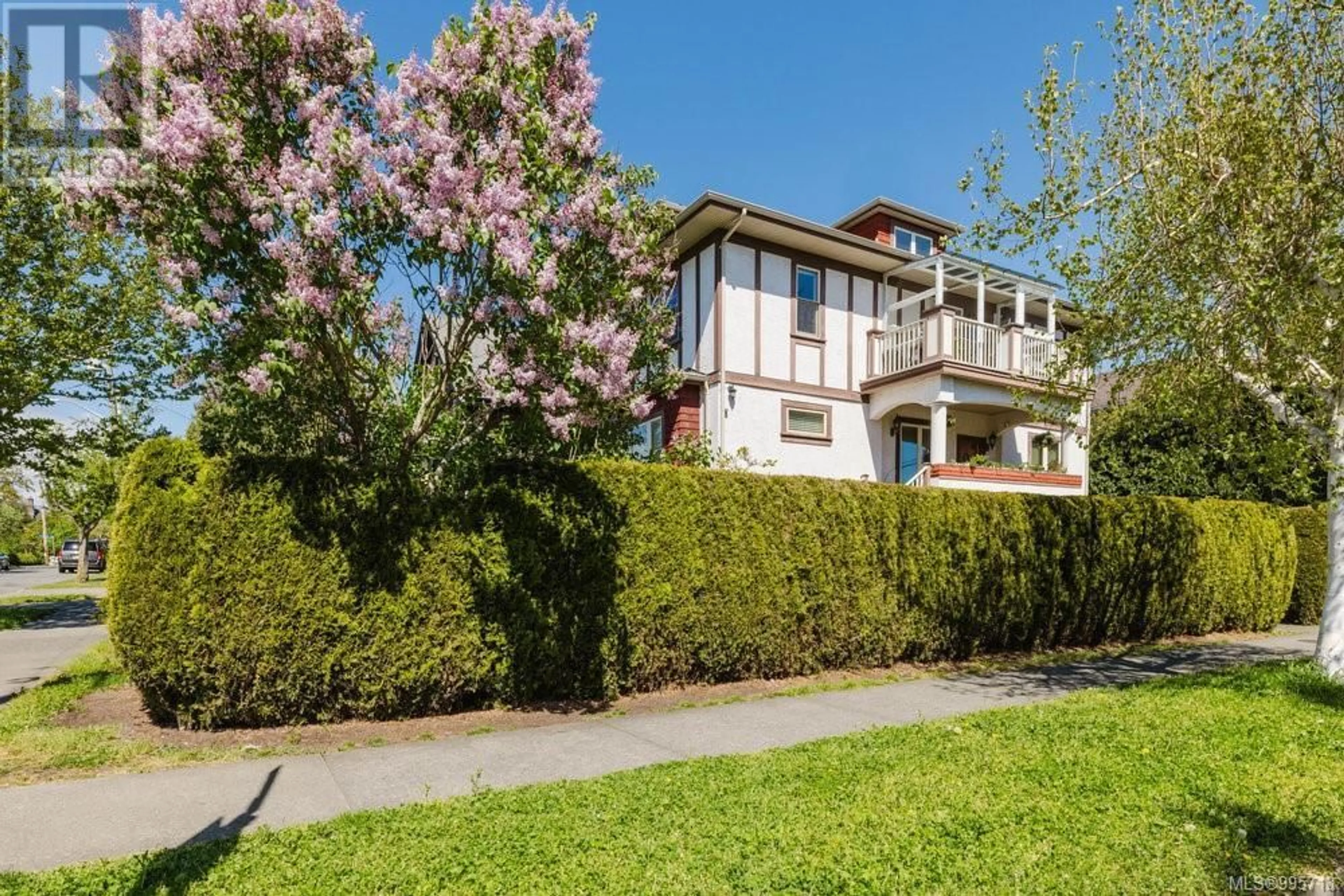Unknown for 3 - 1200 RICHARDSON STREET, Victoria British Columbia V8V2E1