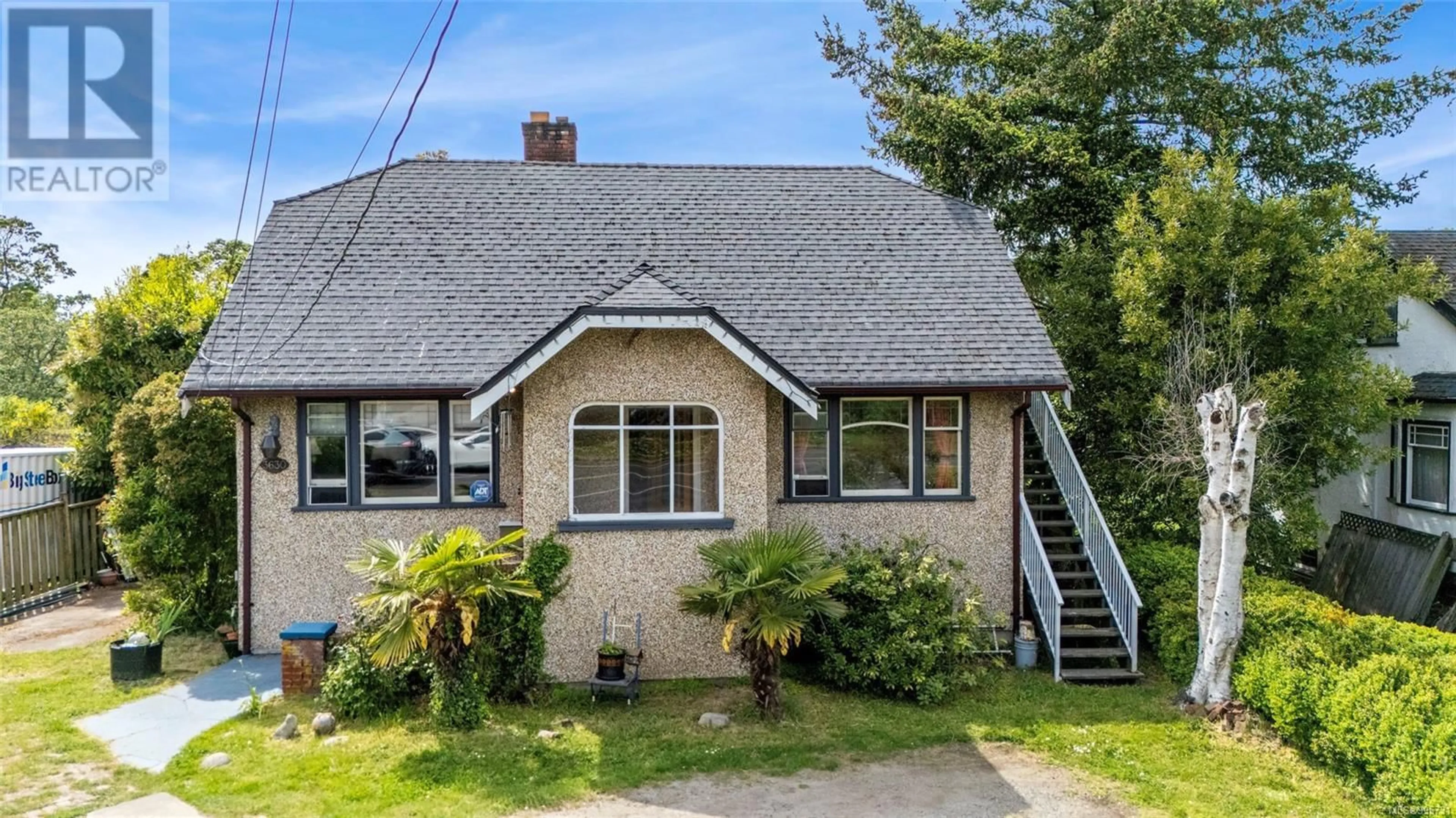Unknown for 3630 QUADRA STREET, Saanich British Columbia V8X1H4