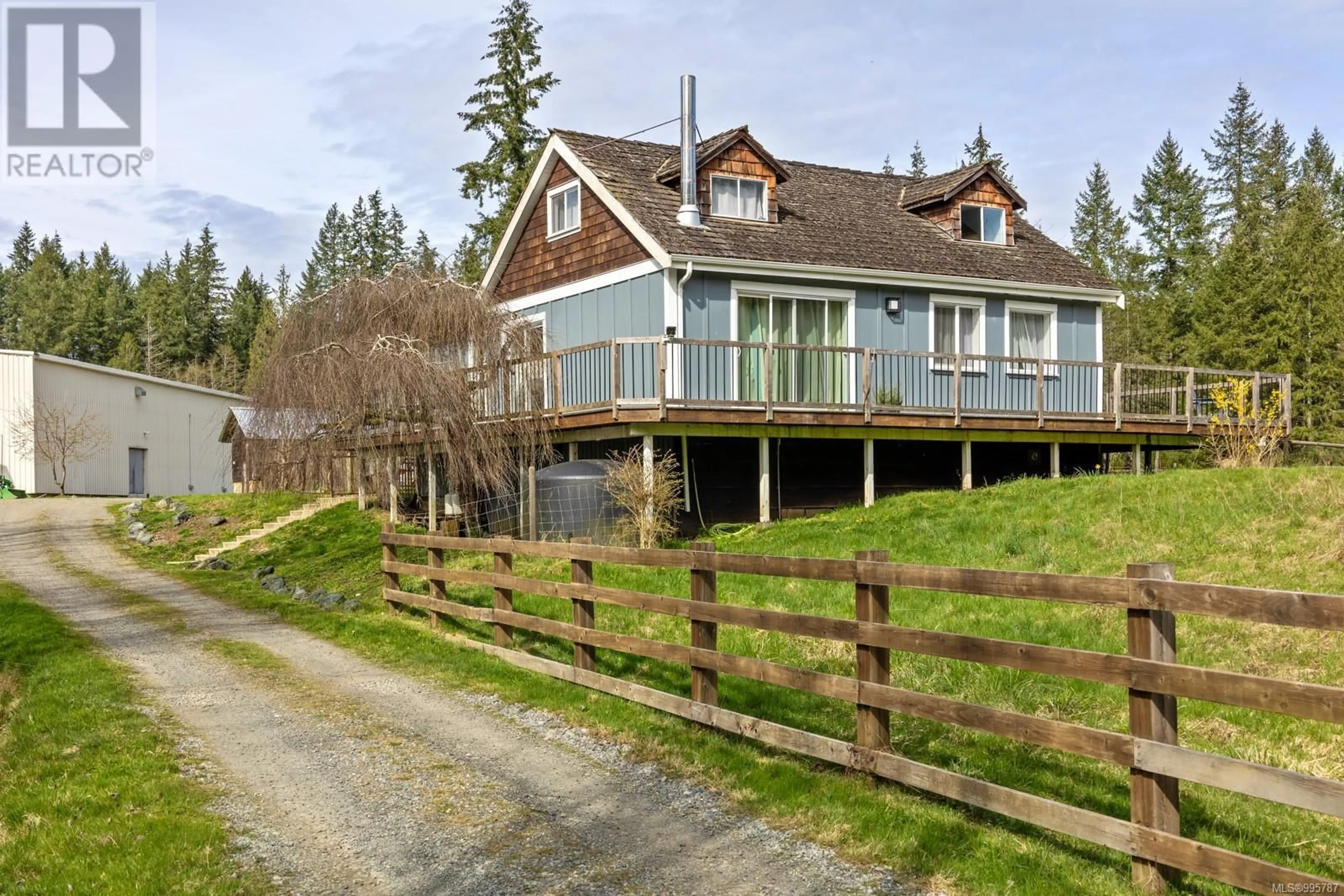 A pic from outside/outdoor area/front of a property/back of a property/a pic from drone, mountain view for 2601 GRAFTON AVENUE, Coombs British Columbia V9K1Y1