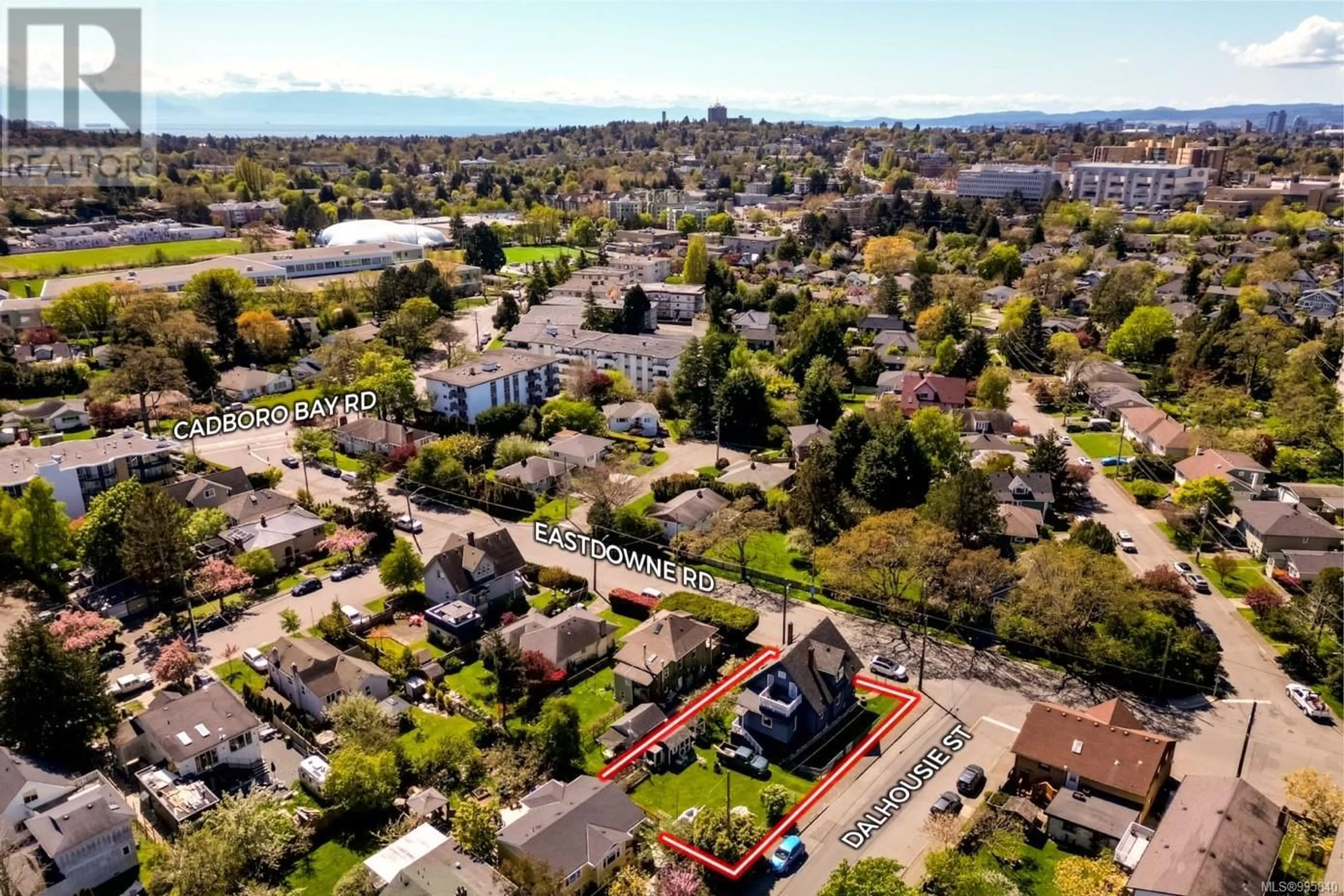 A pic from outside/outdoor area/front of a property/back of a property/a pic from drone, street for 2393 EASTDOWNE ROAD, Oak Bay British Columbia V8R5P6