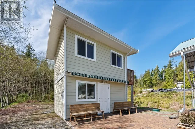 1181 SEVENTH AVENUE, Ucluelet 2