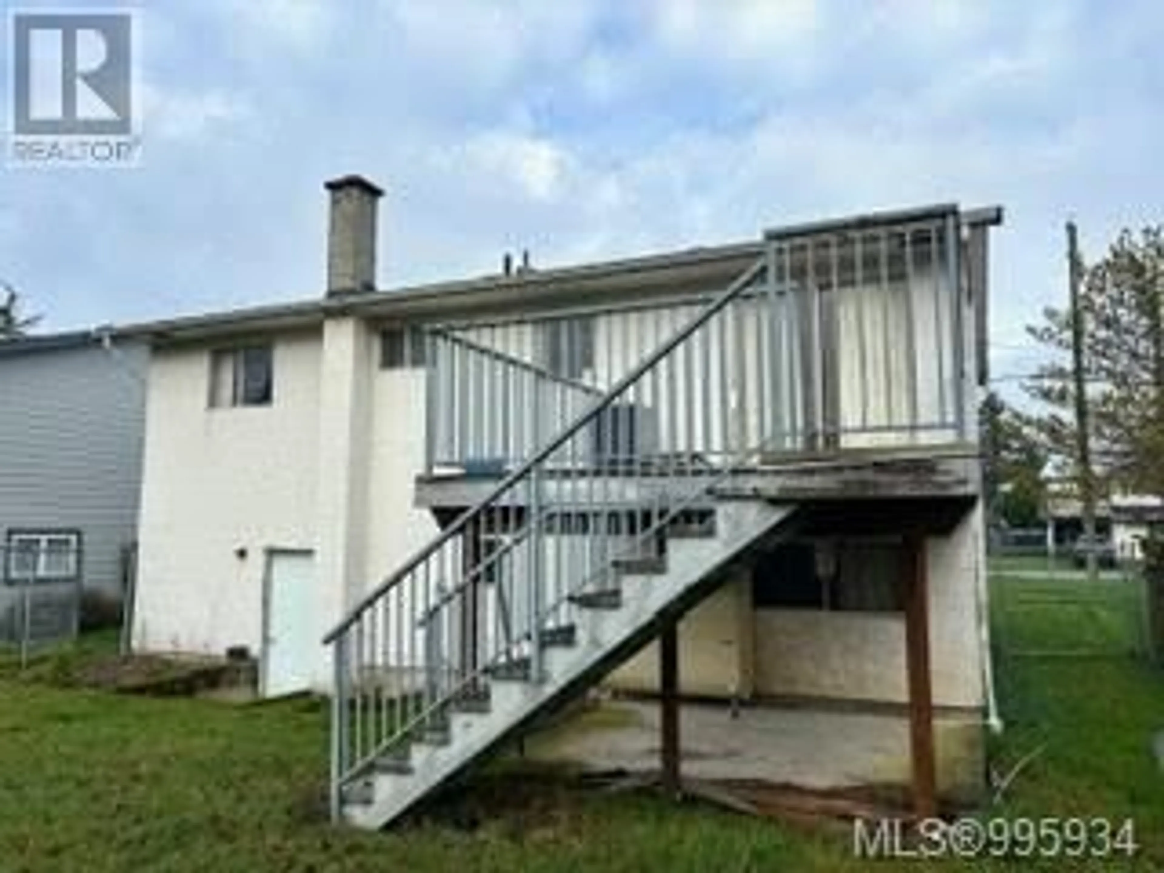 Unknown for 2199 BRADFORD AVENUE, Sidney British Columbia V8L2C8