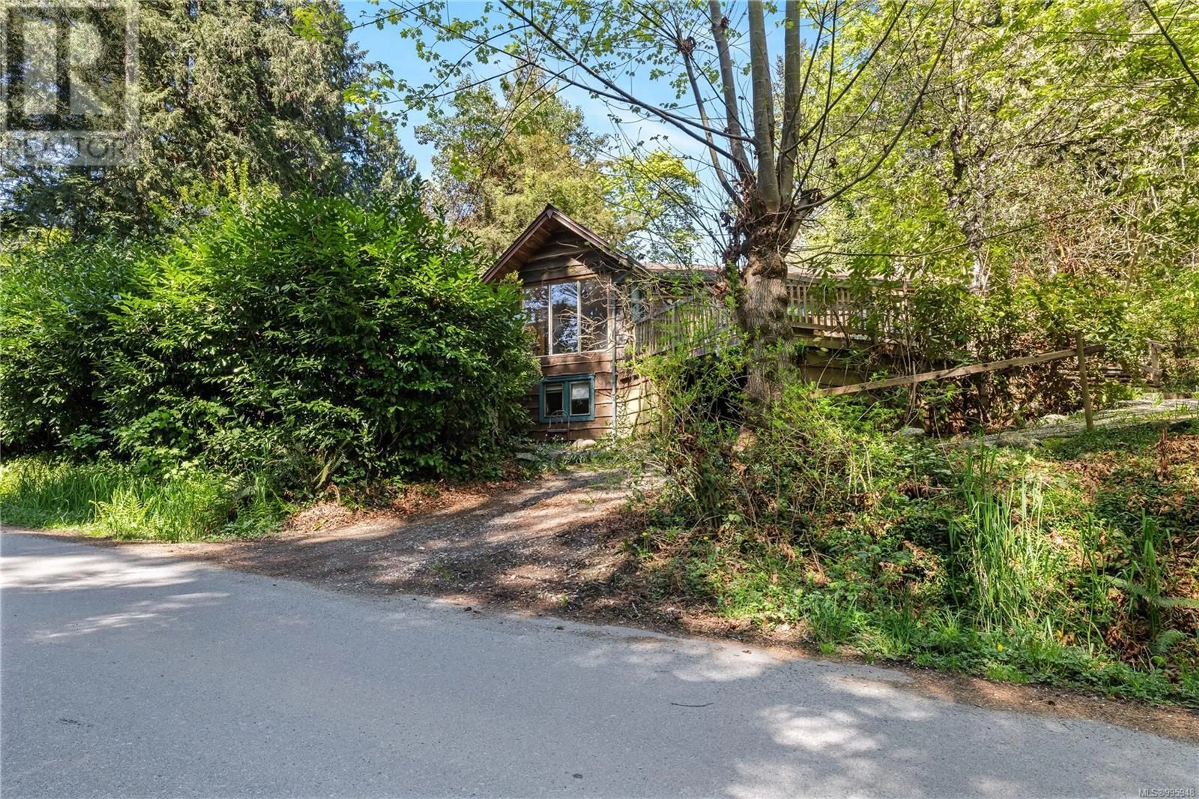 A pic from outside/outdoor area/front of a property/back of a property/a pic from drone, street for 297 CHURCHILL ROAD, Salt Spring British Columbia V8K2R4