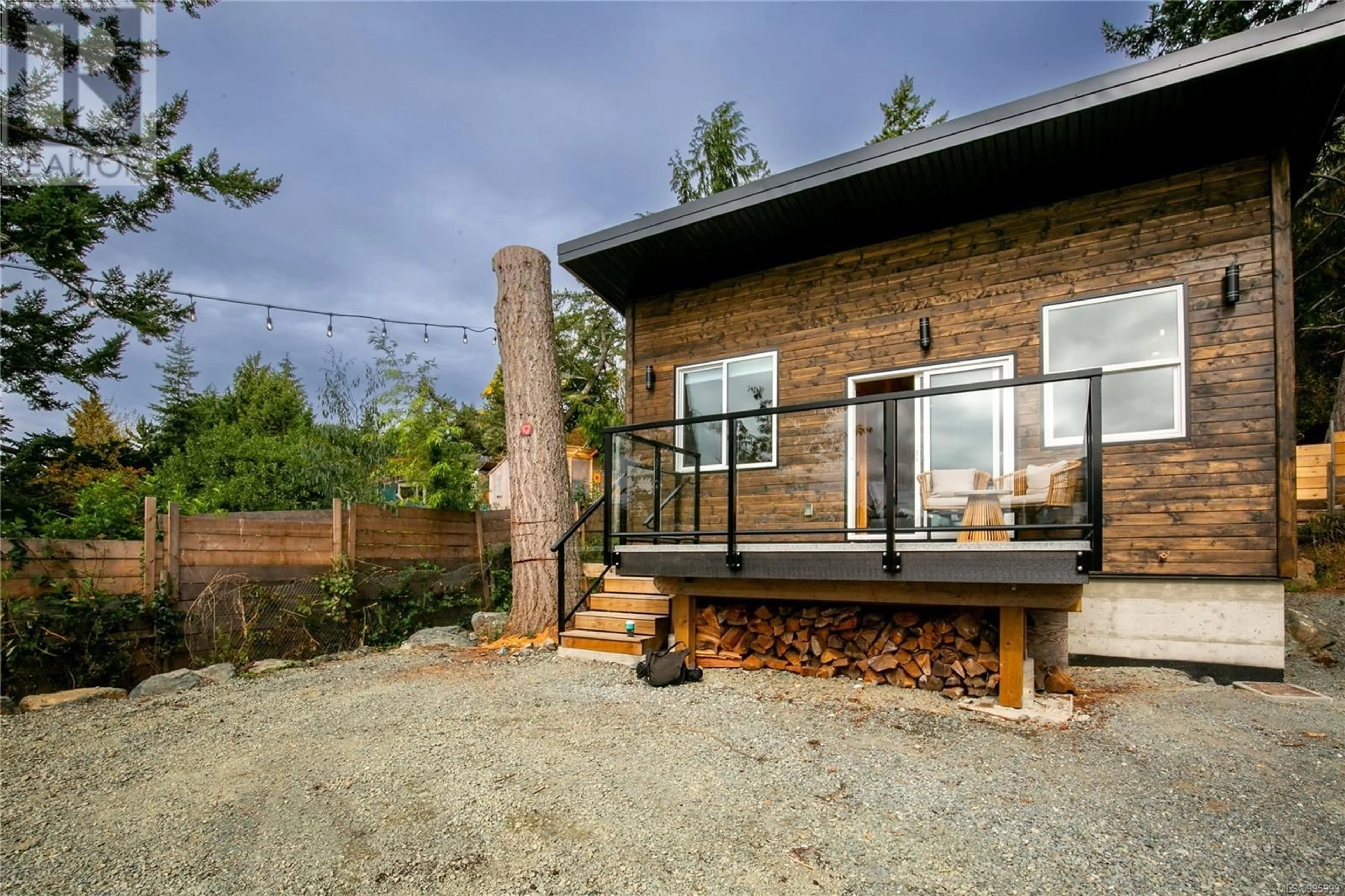 Patio, building for 7124 GRANT ROAD WEST, Sooke British Columbia V9Z0N6