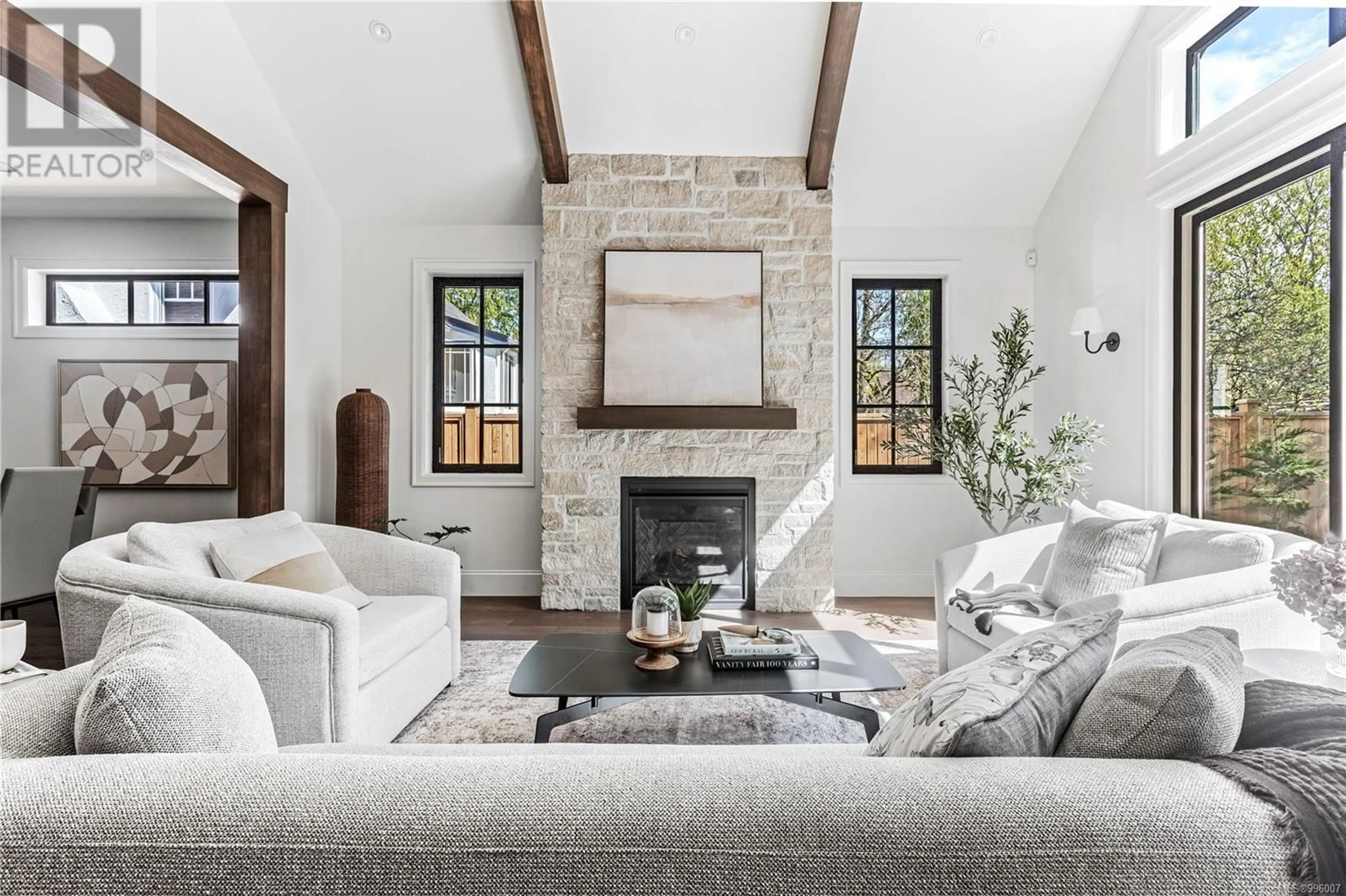 Living room with furniture, ceramic/tile floor for 2189 BEAVERBROOKE STREET, Oak Bay British Columbia V8S2W1