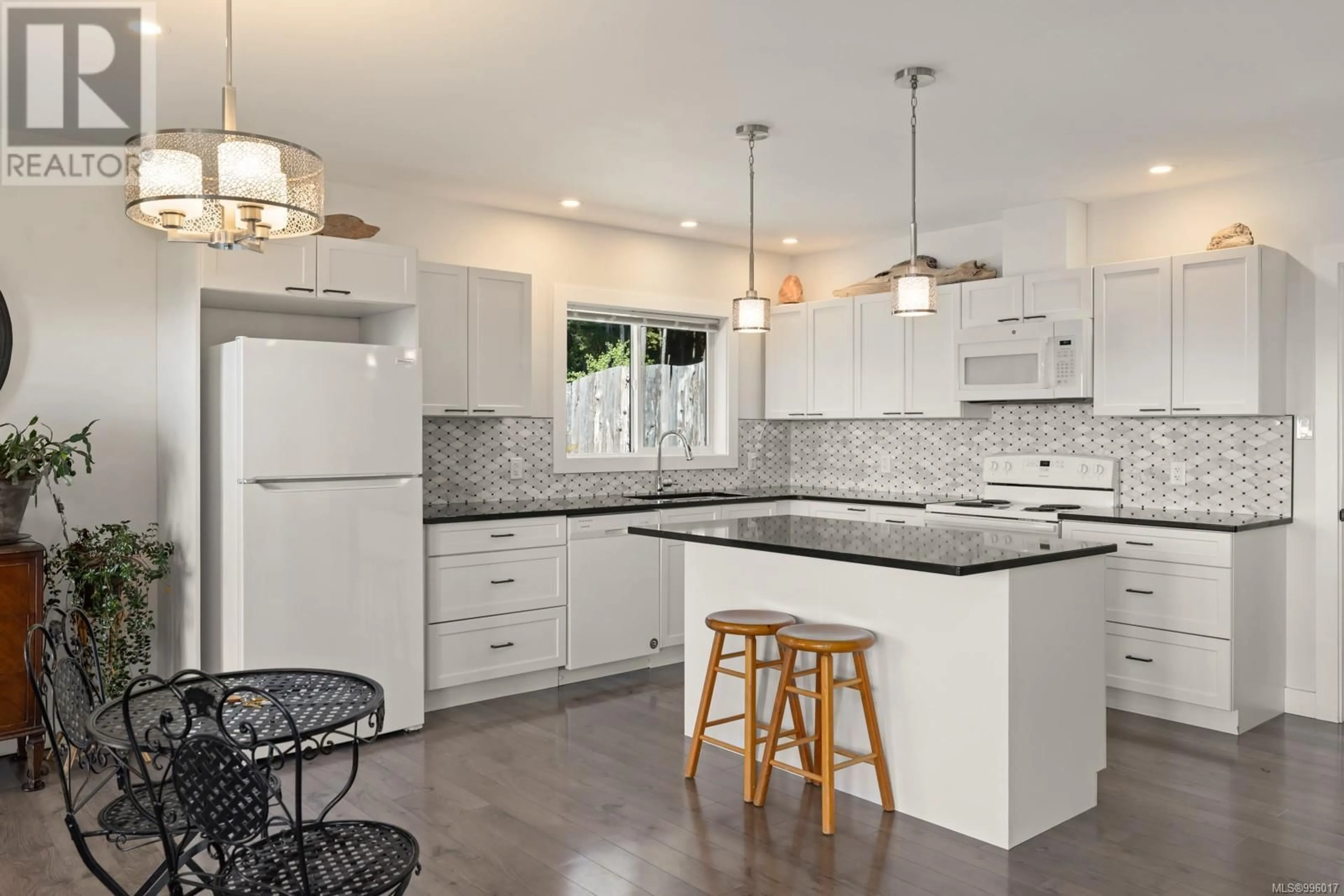 Open concept kitchen, ceramic/tile floor for 2735 WOODHAVEN ROAD, Sooke British Columbia V9Z1G6