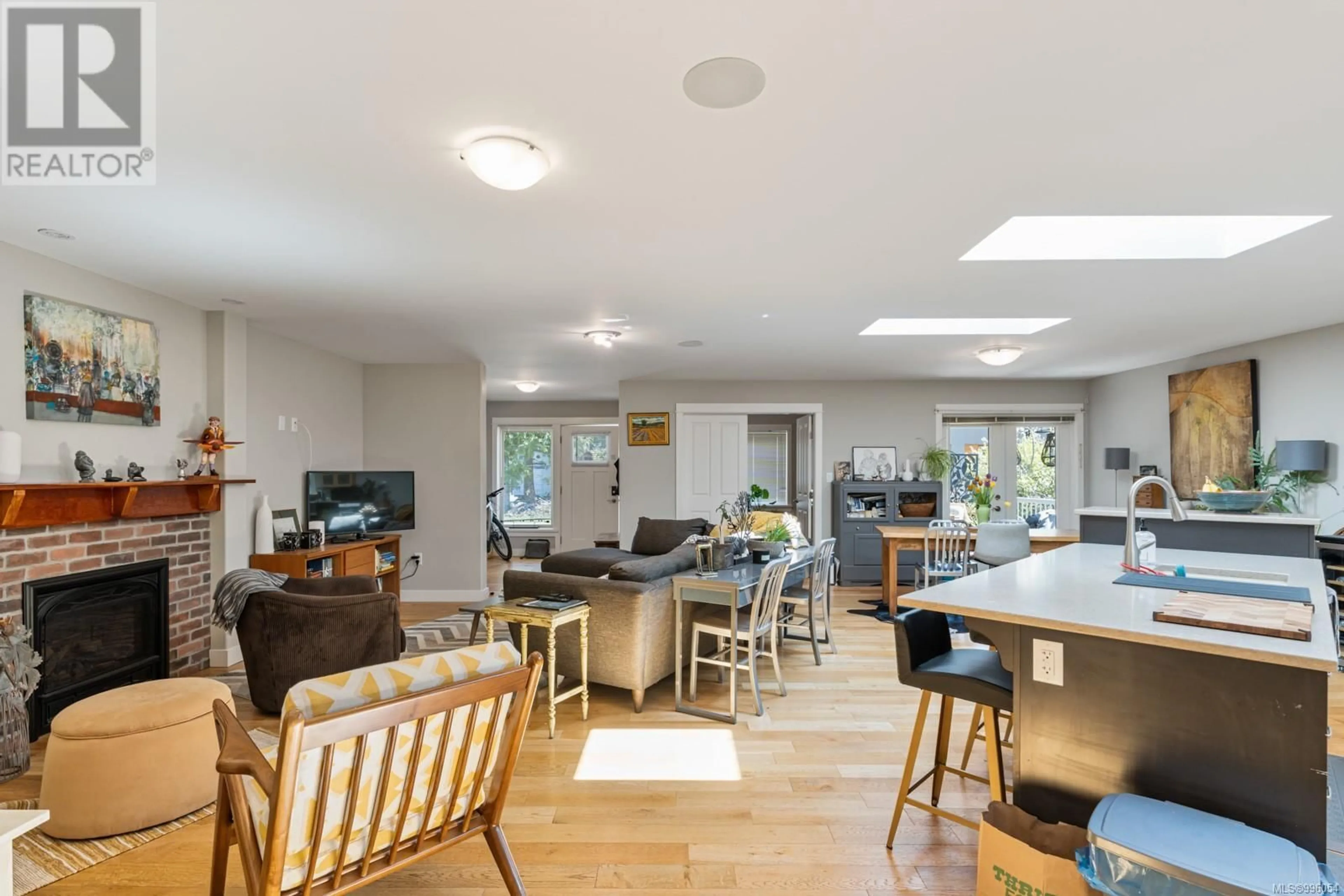 Open concept kitchen, unknown for 328 IRVING ROAD, Victoria British Columbia V8S4A2