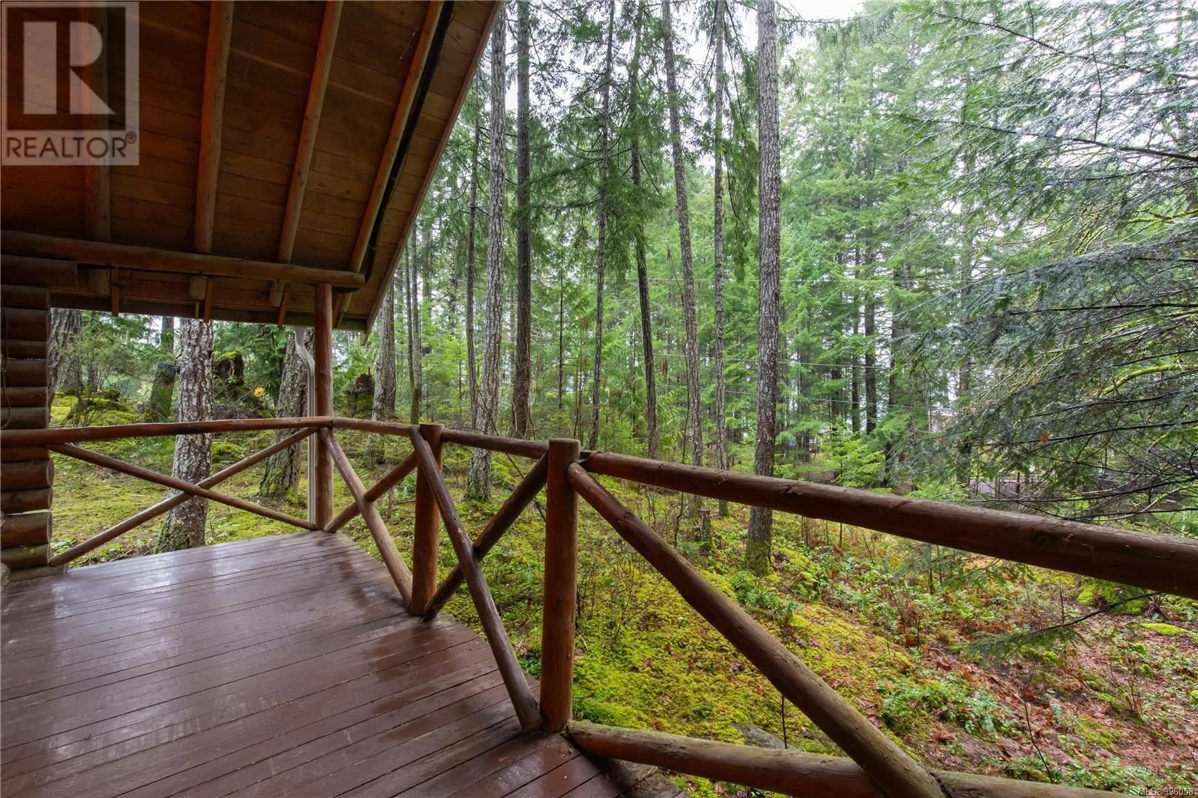 Patio, forest/trees view for 5100 NORTHWEST ROAD, Denman Island British Columbia V0R1T0