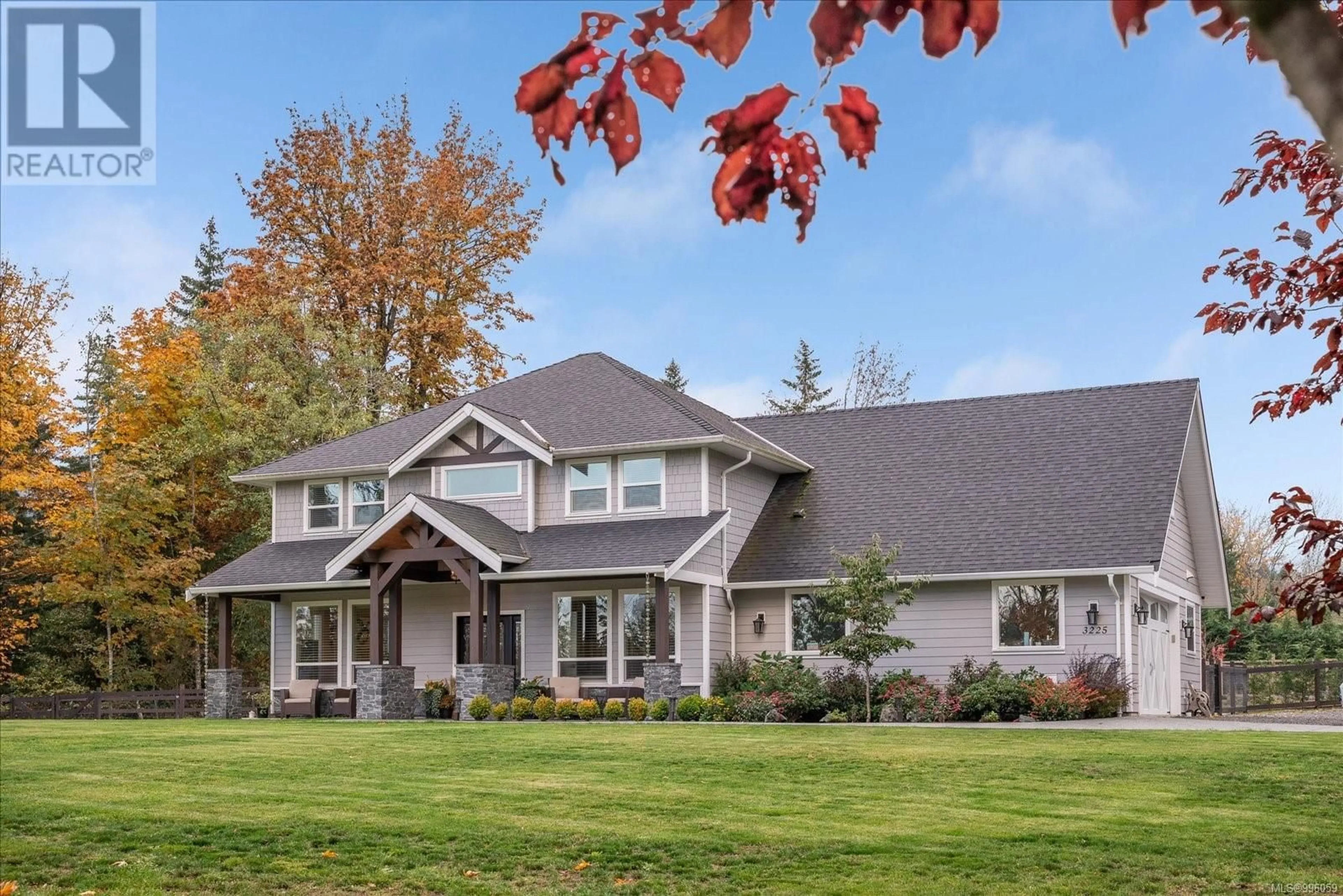 Home with vinyl exterior material, mountain view for 3225 WAYNE MORGAN ROAD, Nanaimo British Columbia V9R0J7