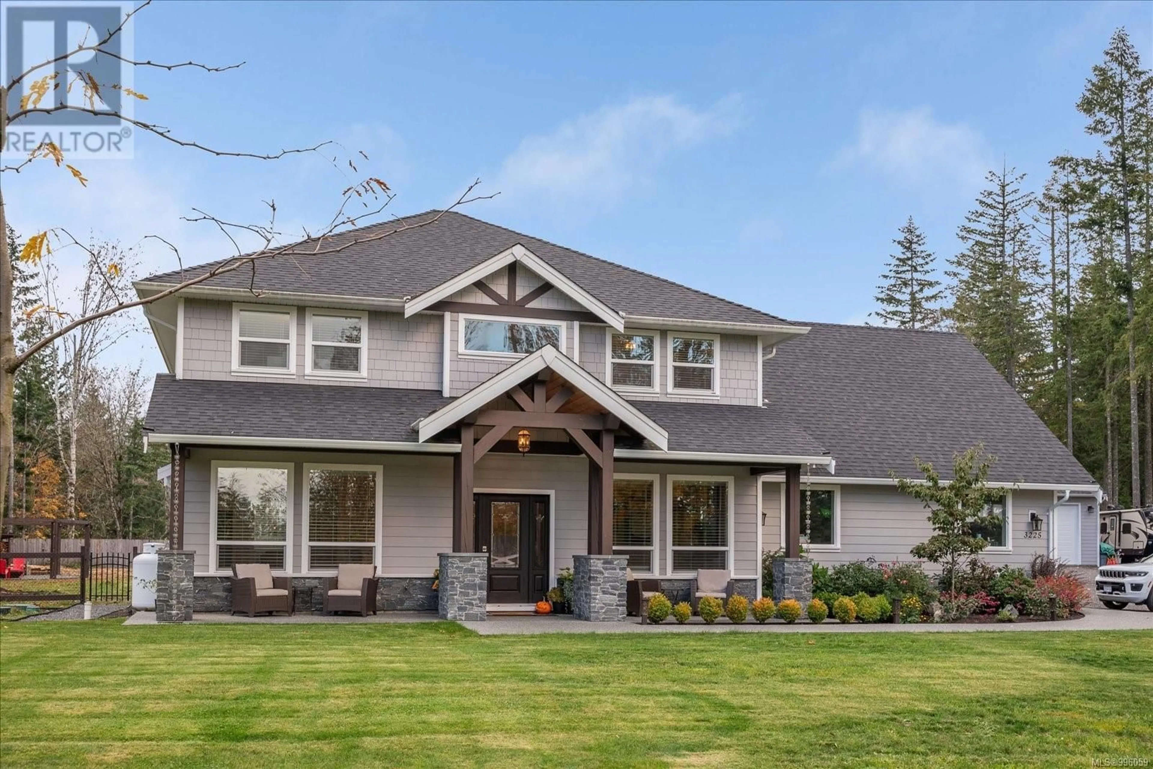 Home with vinyl exterior material, mountain view for 3225 WAYNE MORGAN ROAD, Nanaimo British Columbia V9R0J7
