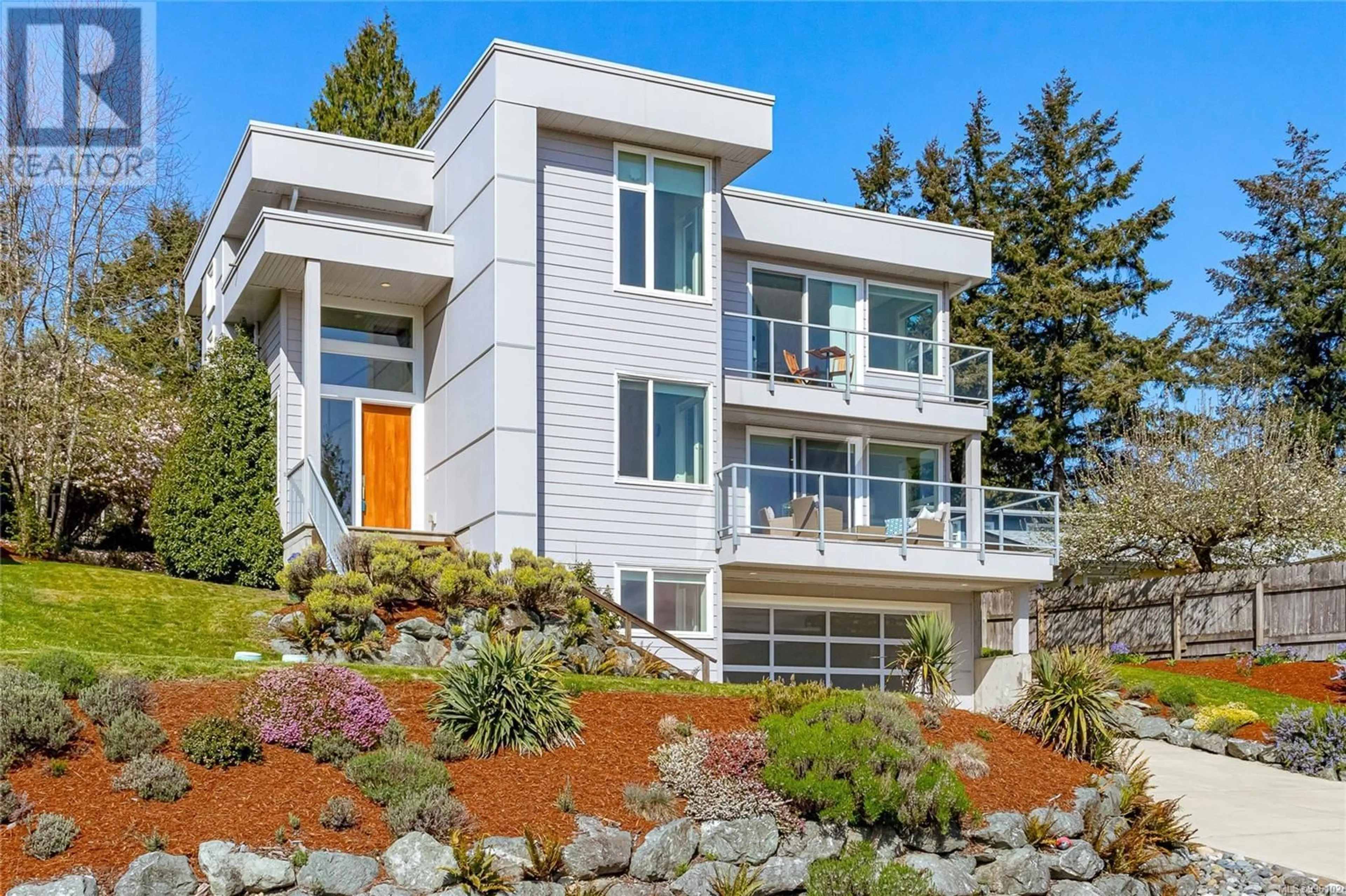 Home with vinyl exterior material, unknown for 4574 ROYAL ISLAND TERRACE, Cowichan Bay British Columbia V0R1N2