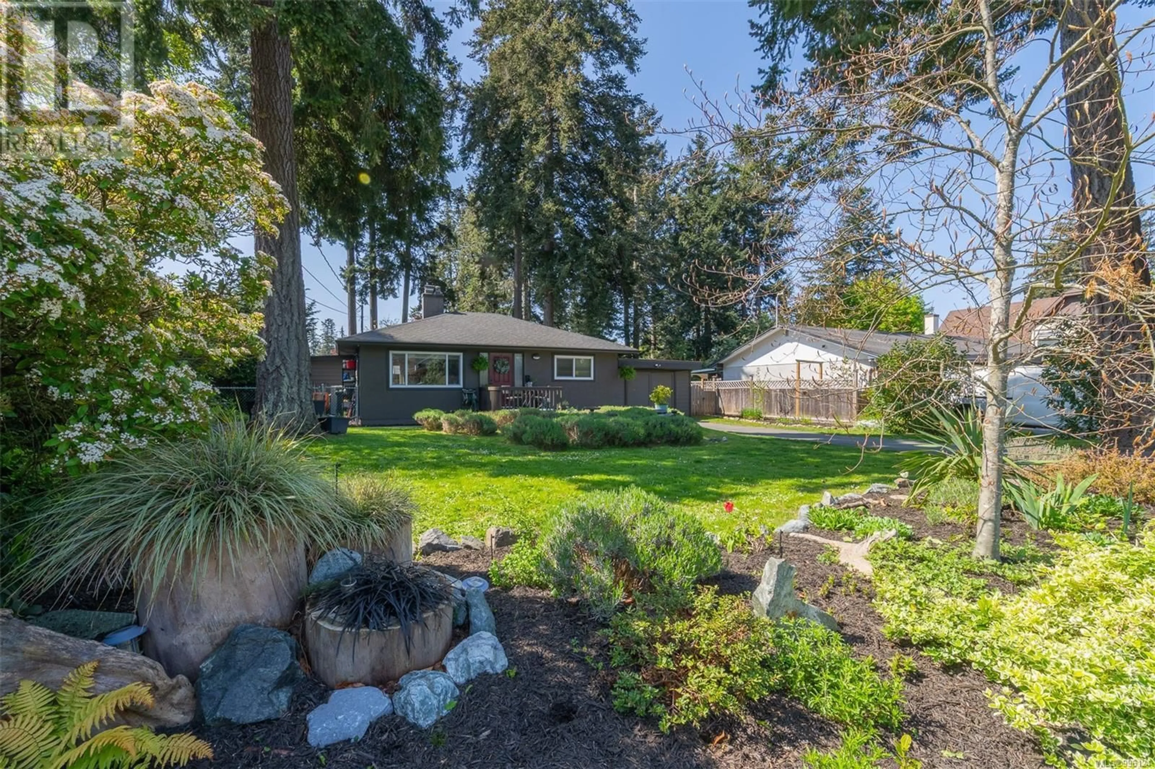 Unknown for 455 TIPTON AVENUE, Colwood British Columbia V9C2B8
