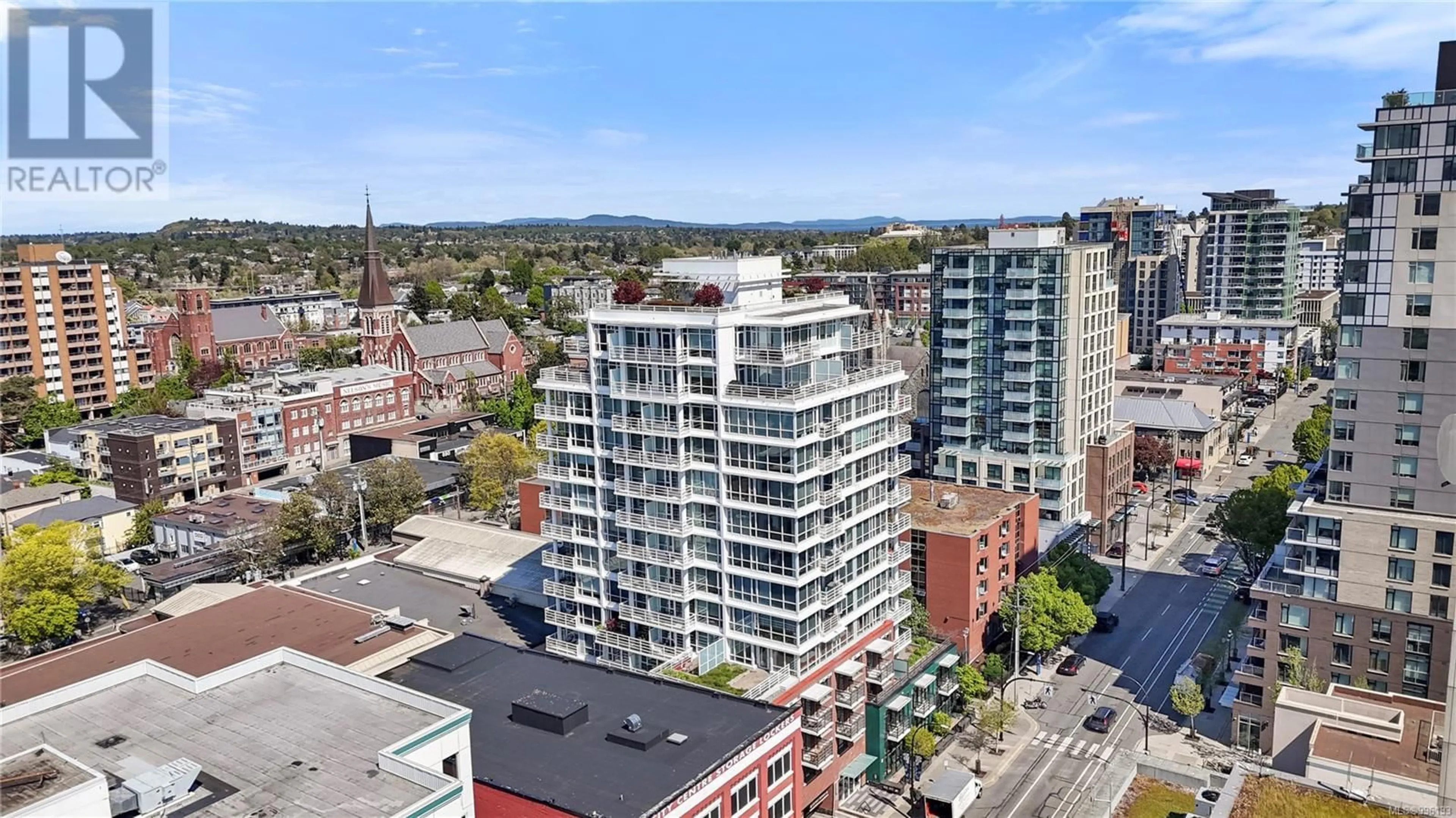 A pic from outside/outdoor area/front of a property/back of a property/a pic from drone, city buildings view from balcony for 1008 - 834 JOHNSON STREET, Victoria British Columbia V8W1N3