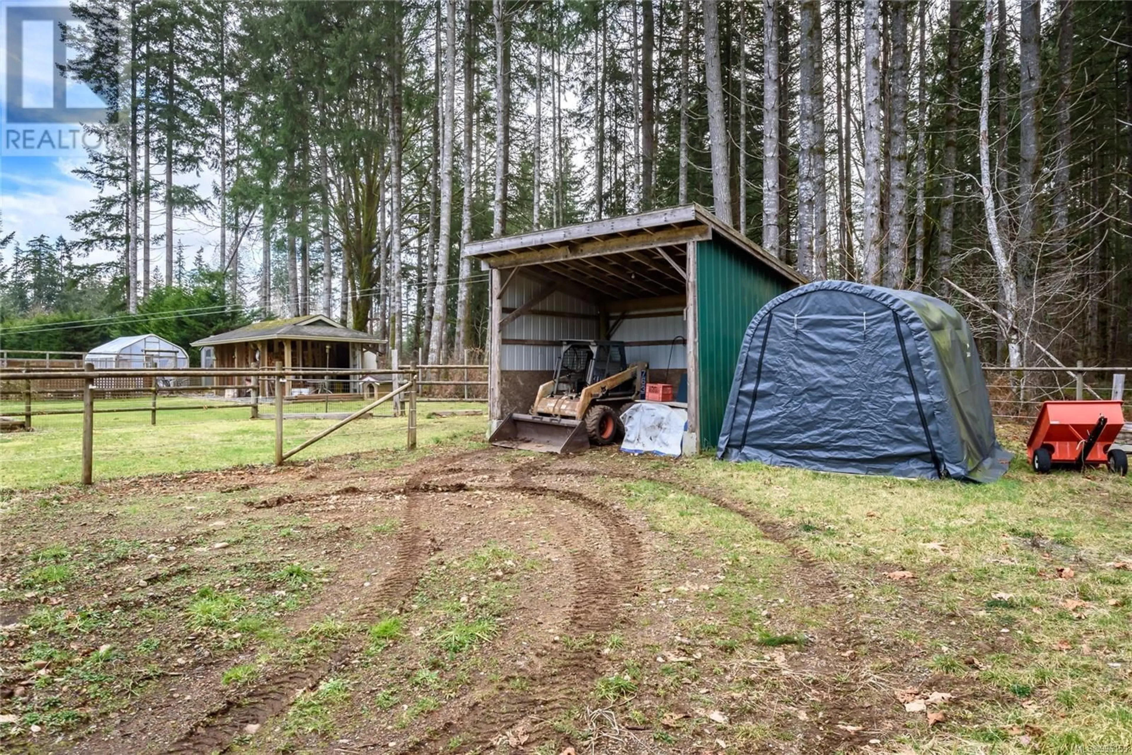 Shed for 2950 EDWIN PLACE, Courtenay British Columbia V9J1Y7