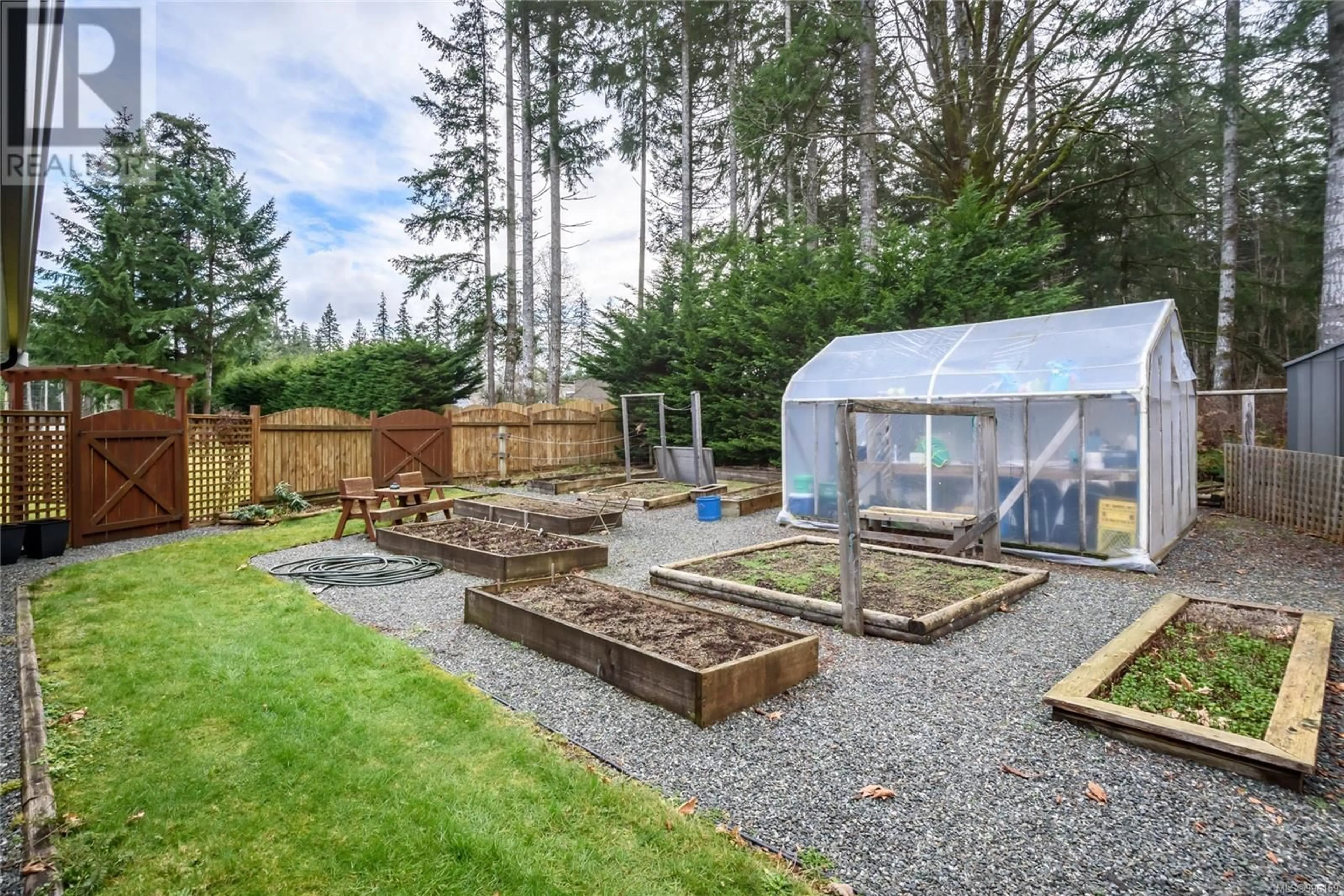 Shed for 2950 EDWIN PLACE, Courtenay British Columbia V9J1Y7