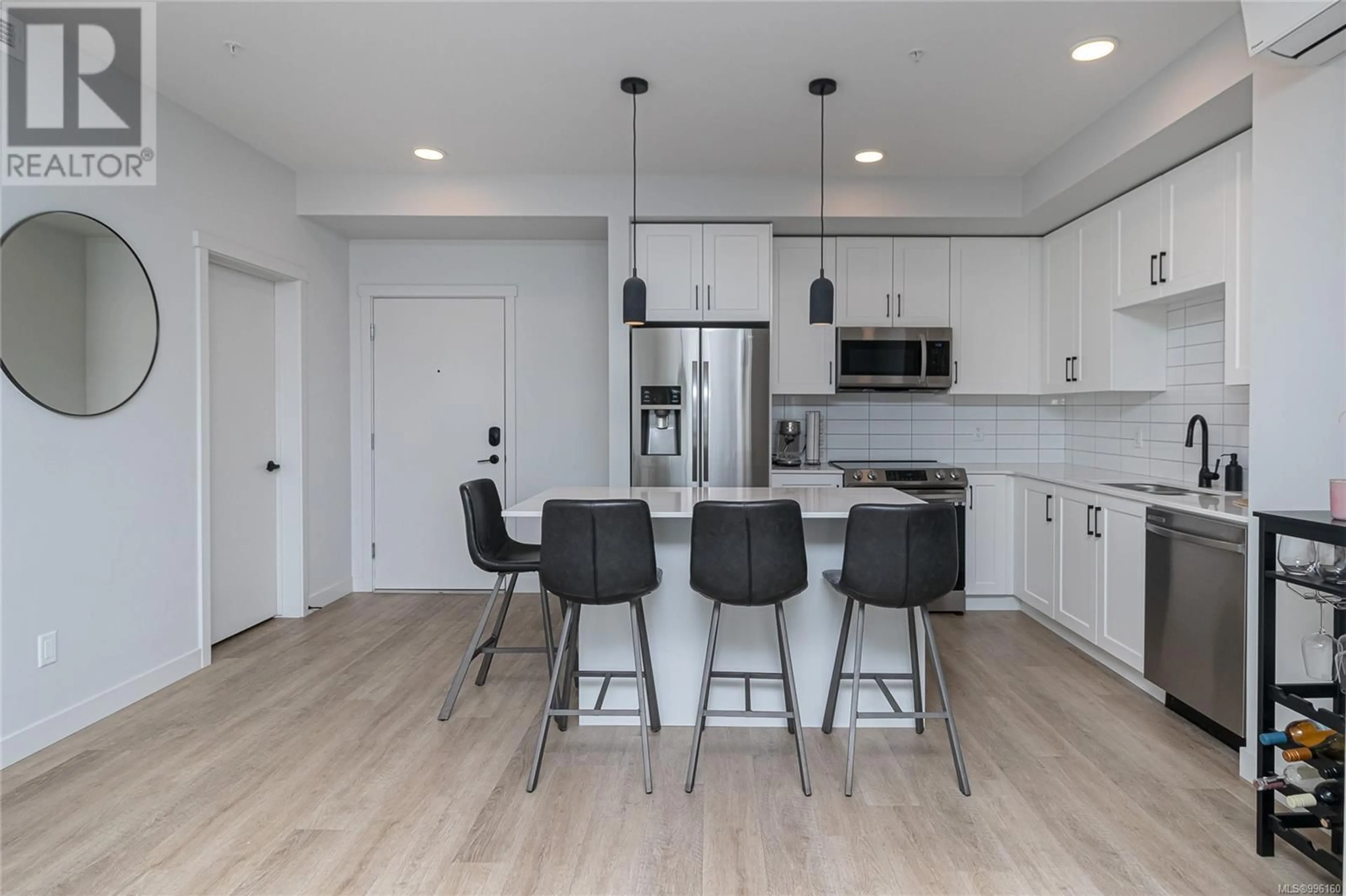 Open concept kitchen, unknown for 407 - 2465 GATEWAY ROAD, Langford British Columbia V9B6R1
