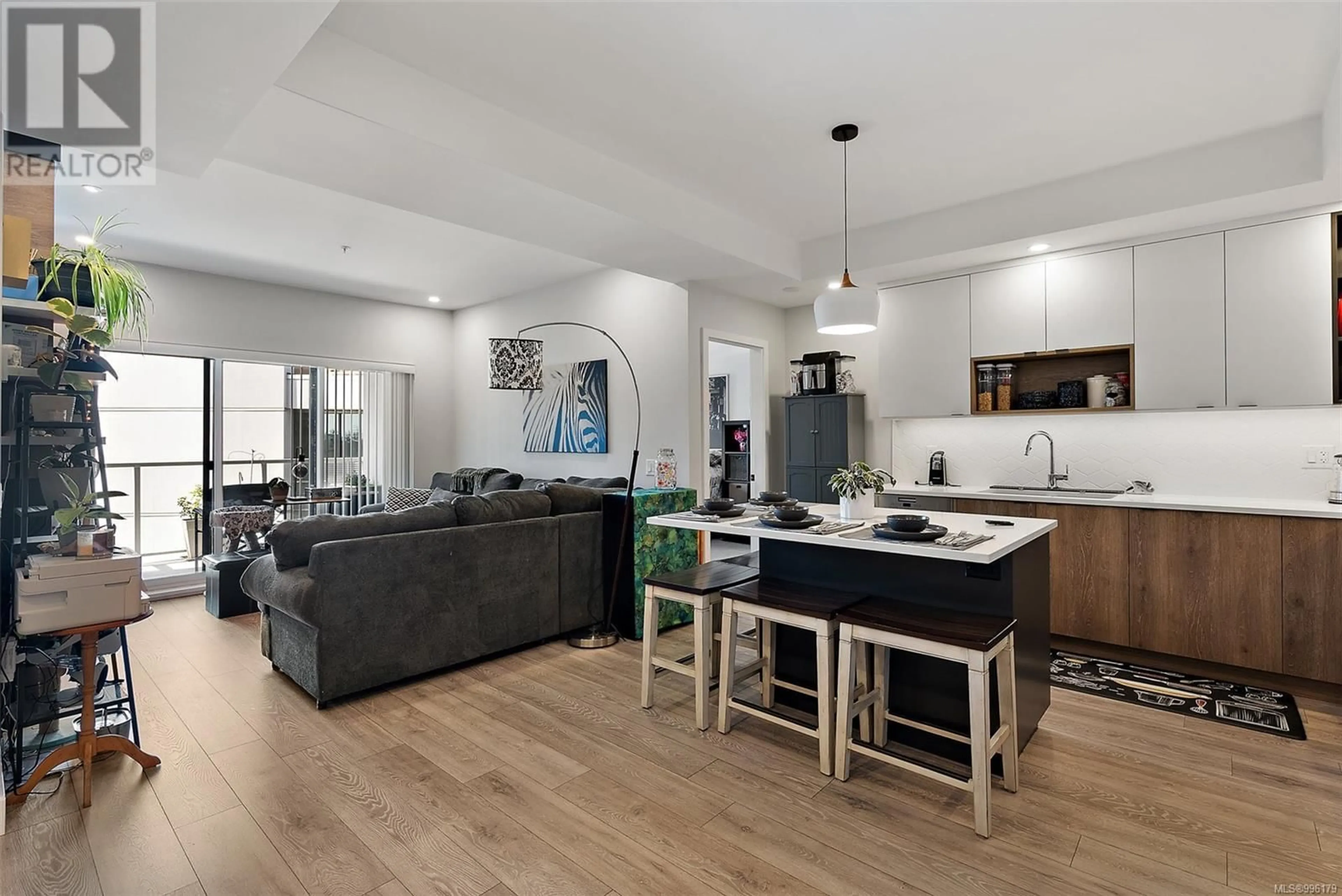 Open concept kitchen, unknown for 303 - 950 WHIRLAWAY CRESCENT, Langford British Columbia V9B0Y3