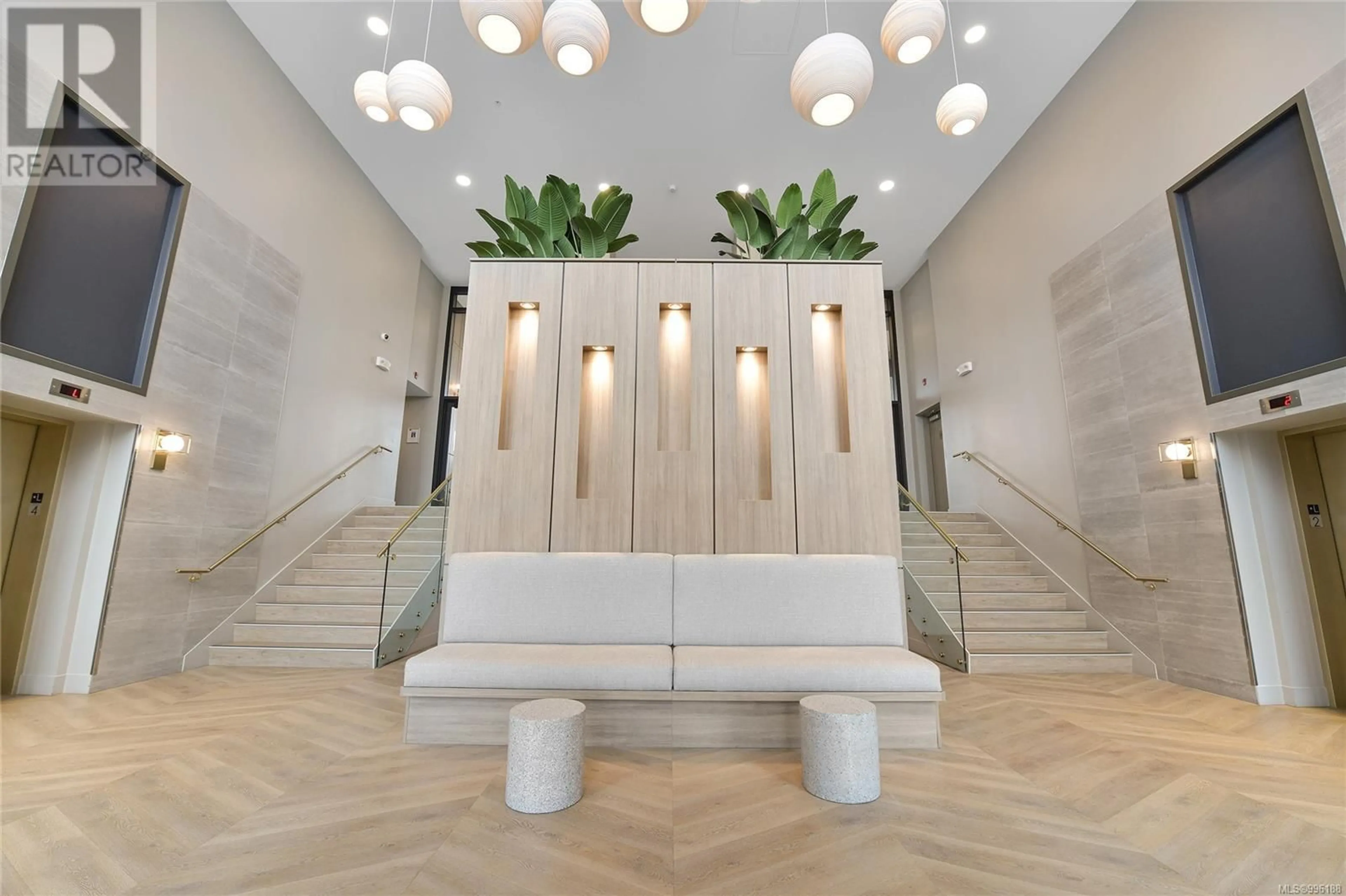Lobby for 236 - 920 REUNION AVENUE, Langford British Columbia V9B0W8