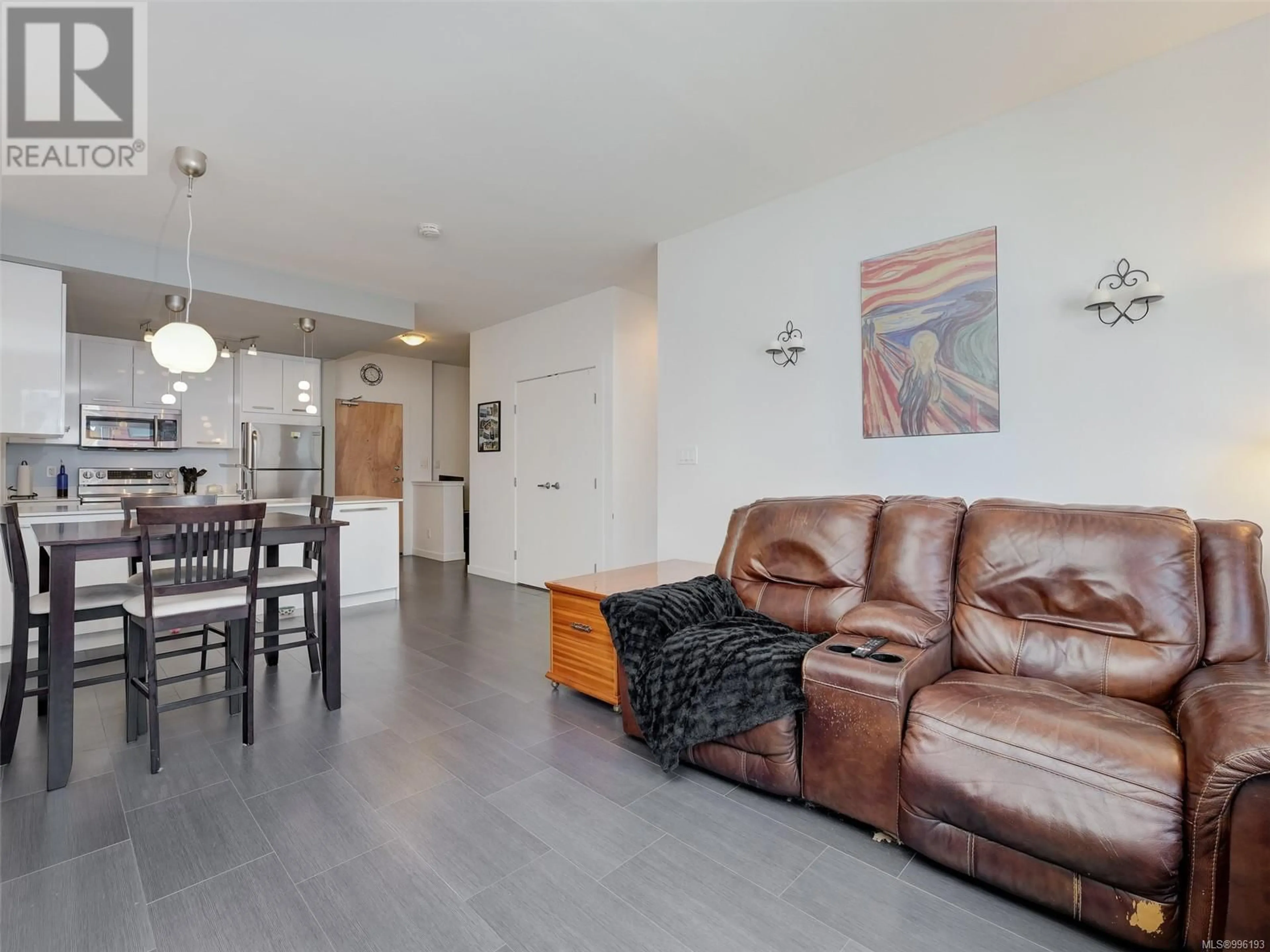 Living room with furniture, unknown for 314 - 2871 JACKLIN ROAD, Langford British Columbia V9B0P3