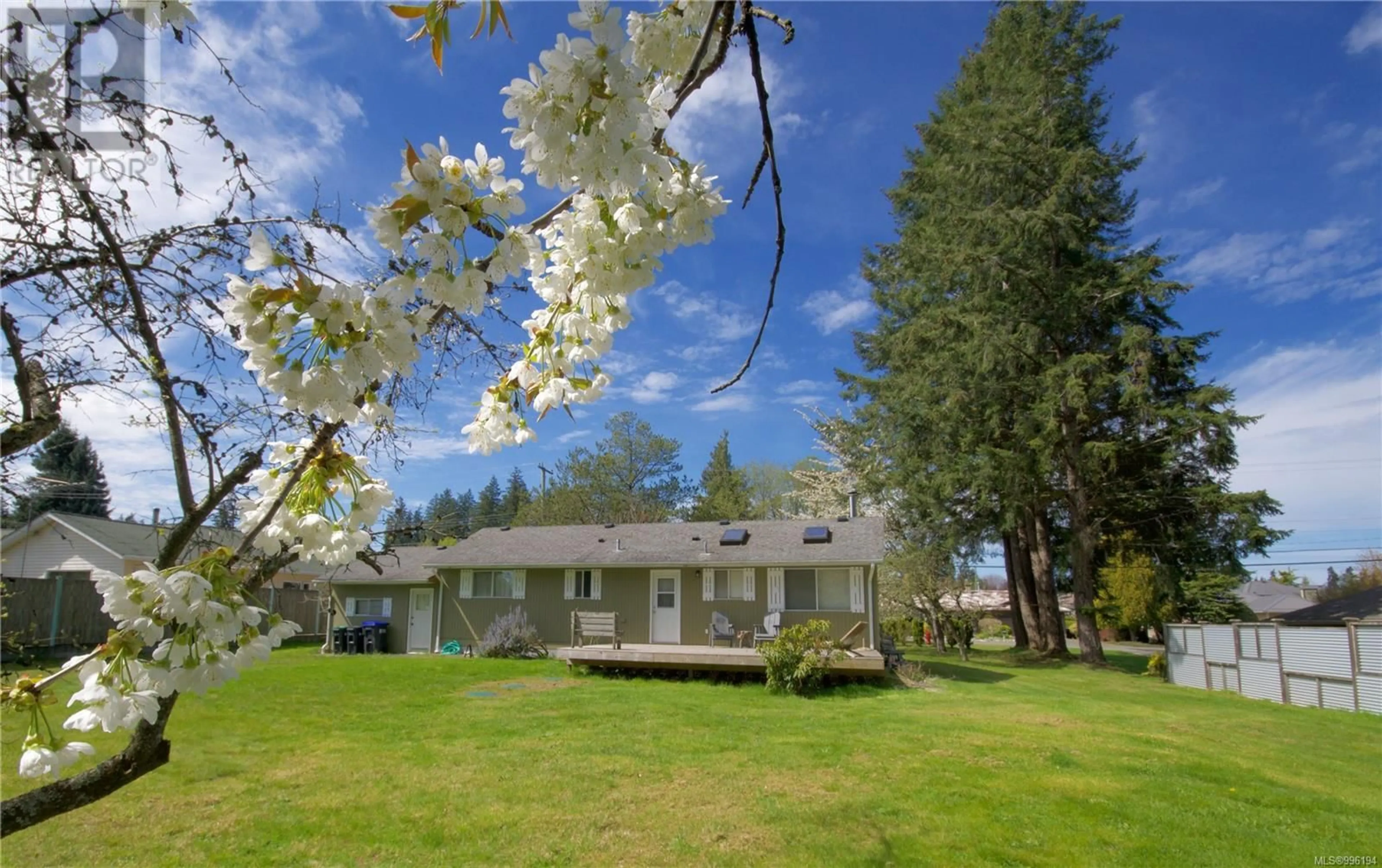 Patio, unknown for 603 JOHNSTONE ROAD, Parksville British Columbia V9P2A5