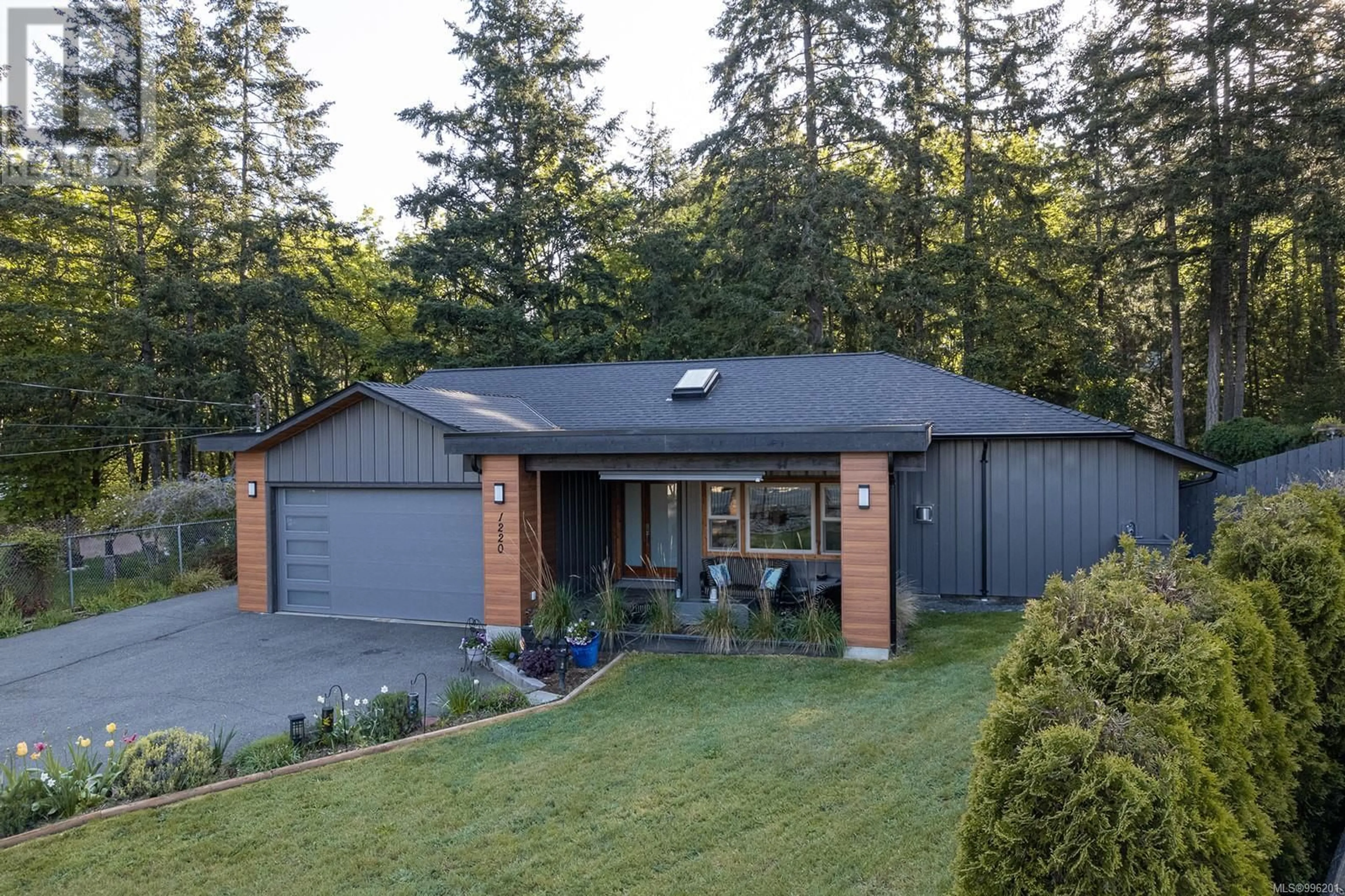 Home with brick exterior material, street for 1220 MARGARET PLACE, Duncan British Columbia V9L5R6