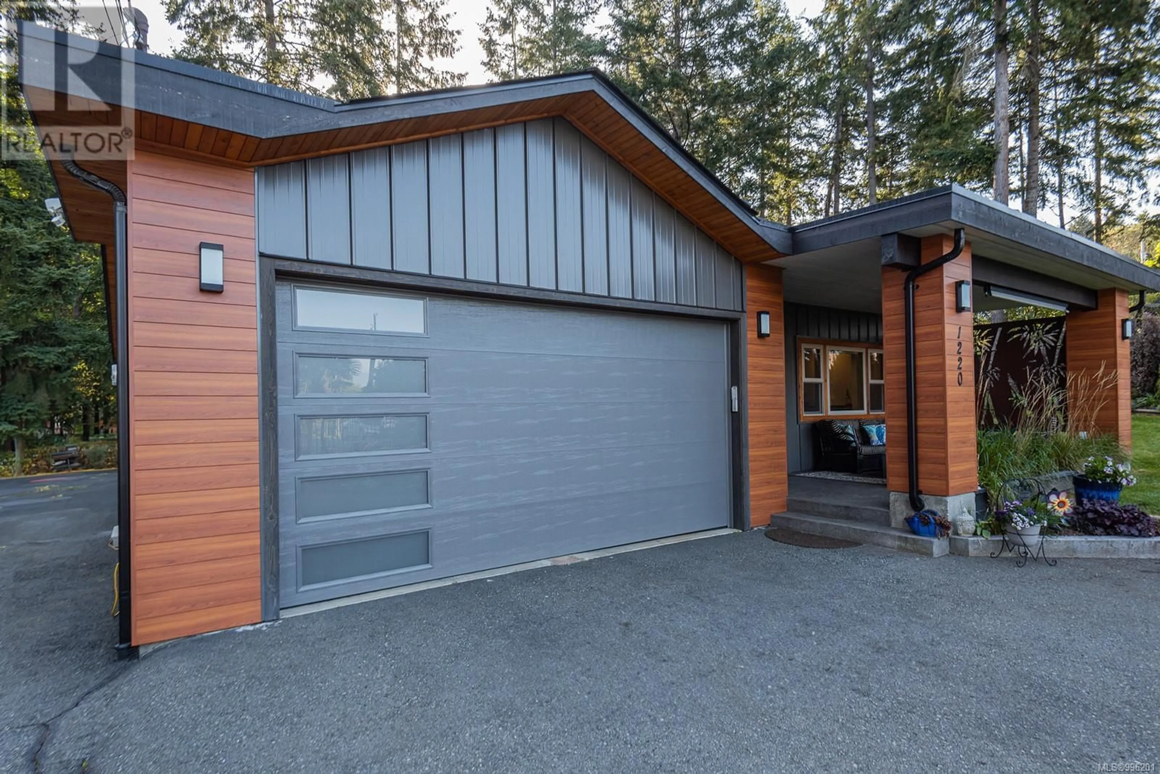 Indoor garage for 1220 MARGARET PLACE, Duncan British Columbia V9L5R6