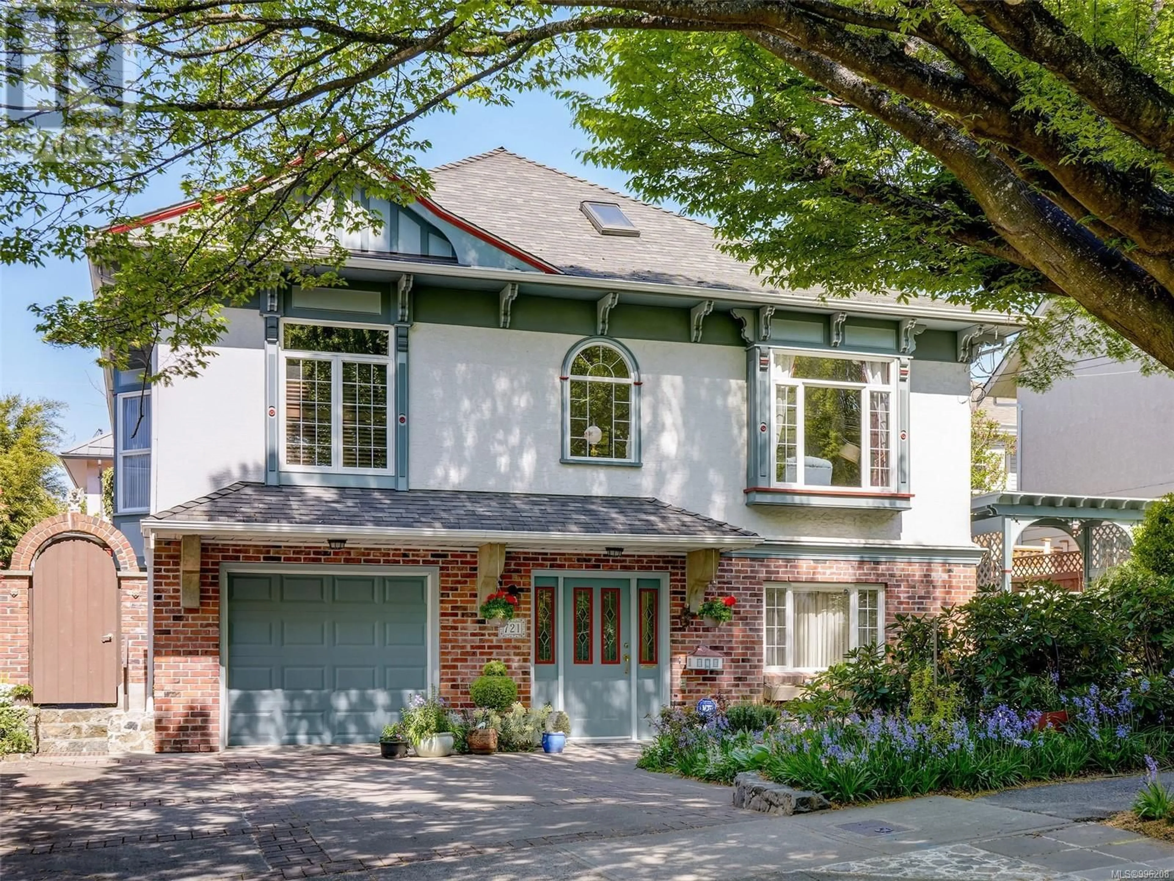 Home with brick exterior material, street for 721 PINE STREET, Victoria British Columbia V9A2Z9