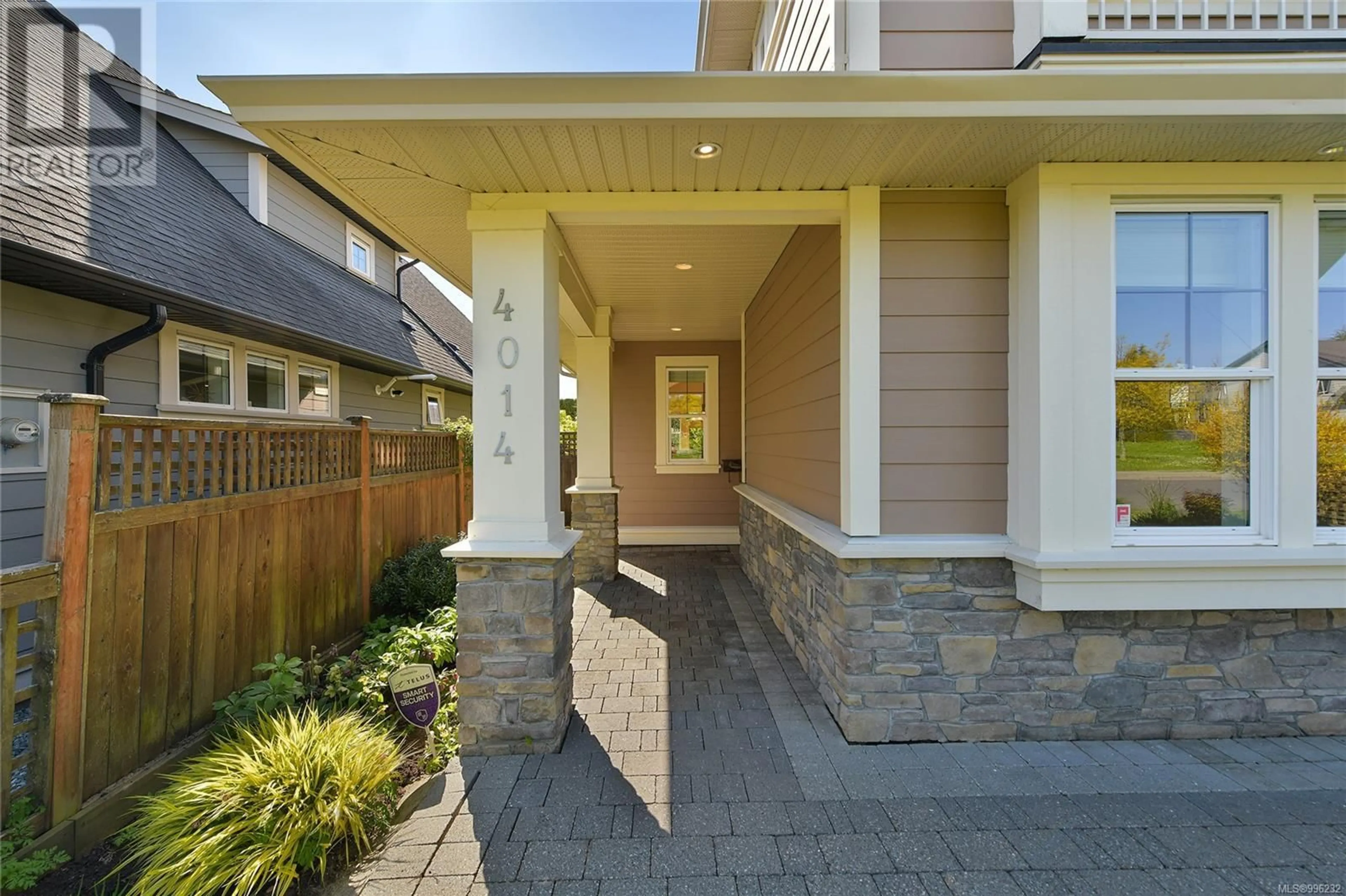 Unknown for 4014 PROVIDENCE PLACE, Saanich British Columbia V8N0A6