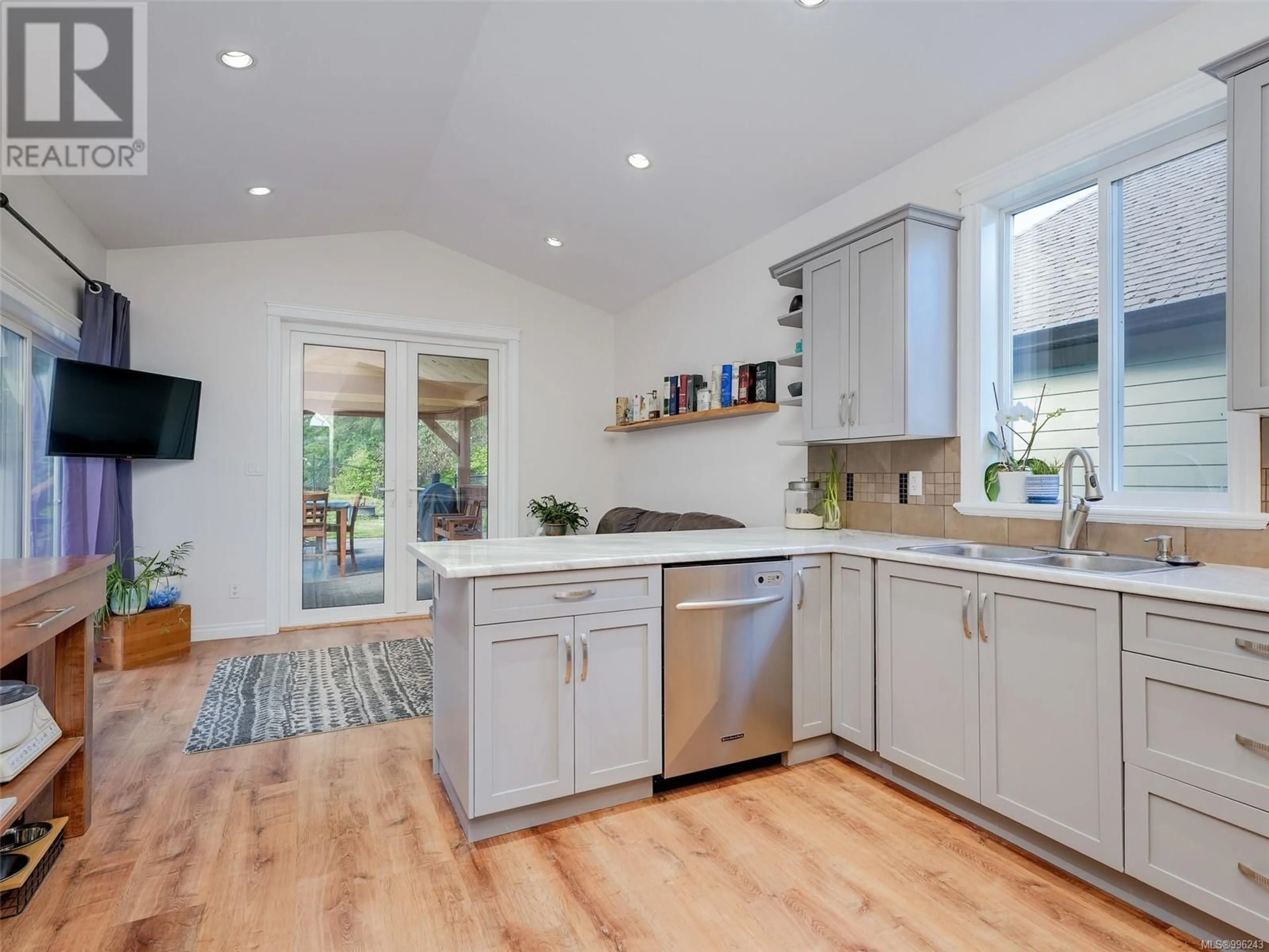 Open concept kitchen, unknown for 3718 RIDGE POND DRIVE, Langford British Columbia V9C4M8