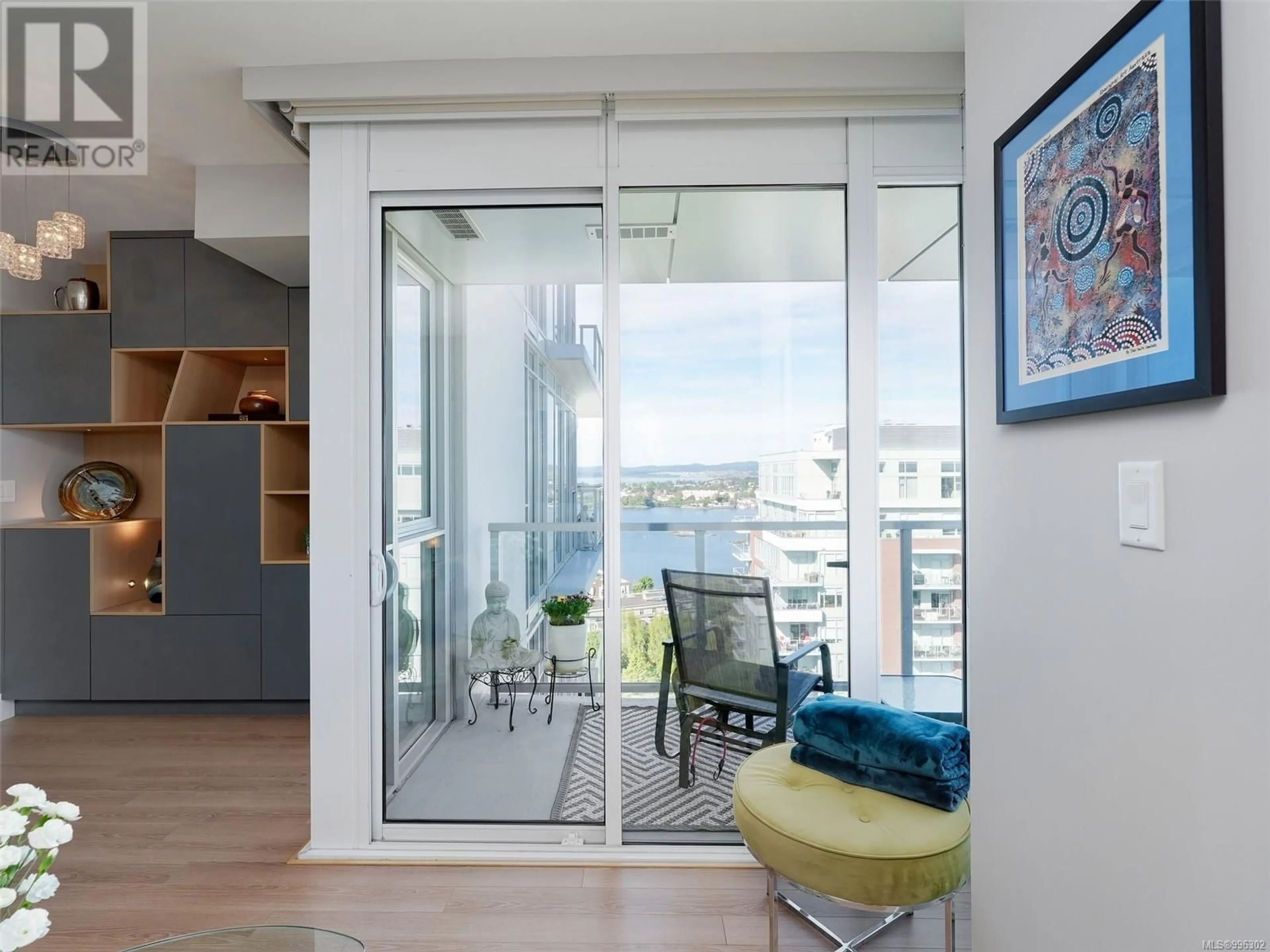 Indoor entryway for 1804 - 83 SAGHALIE ROAD, Victoria British Columbia V9A0E7