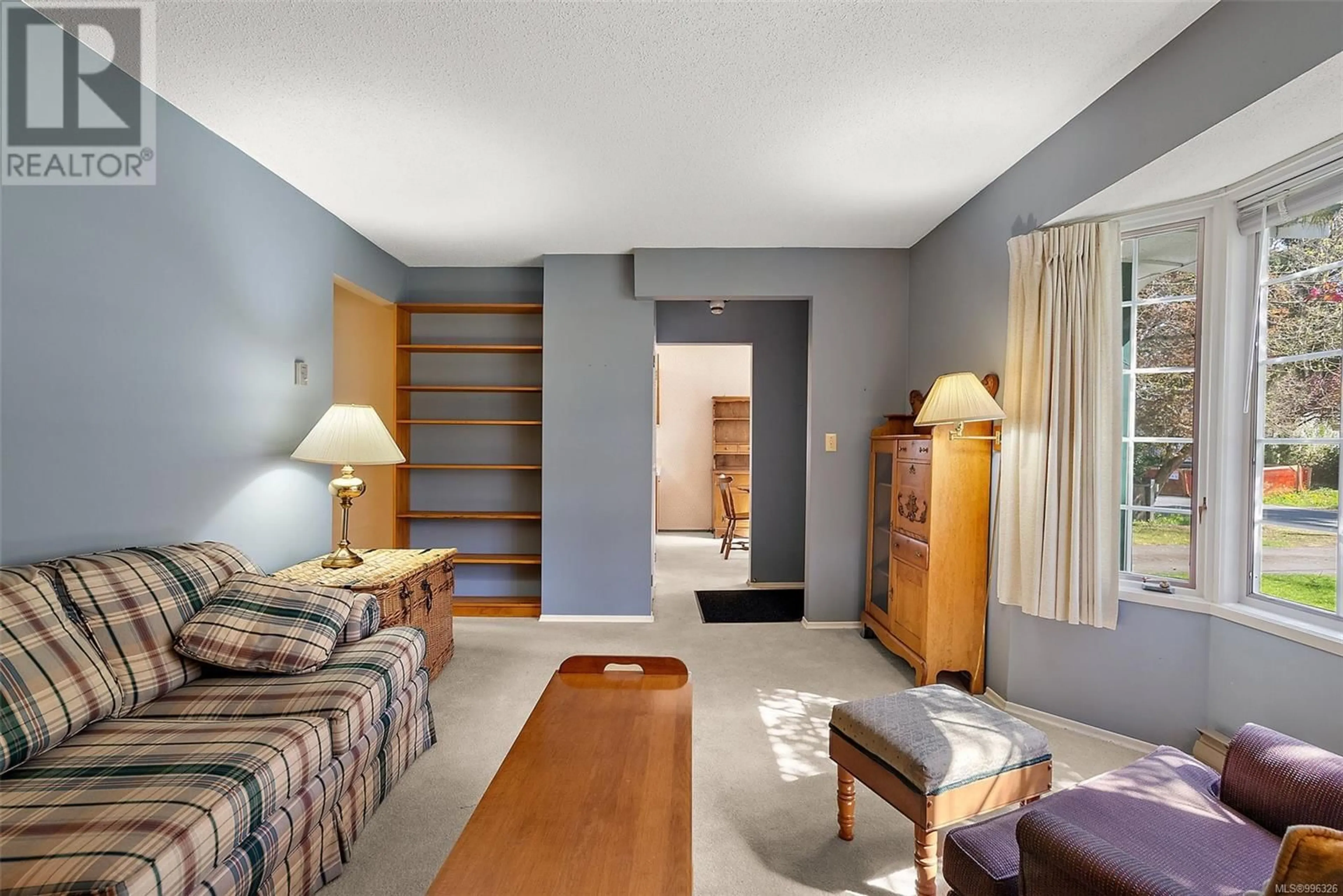 Unknown for 1262 DUNSTERVILLE AVENUE, Saanich British Columbia V8Z2W8