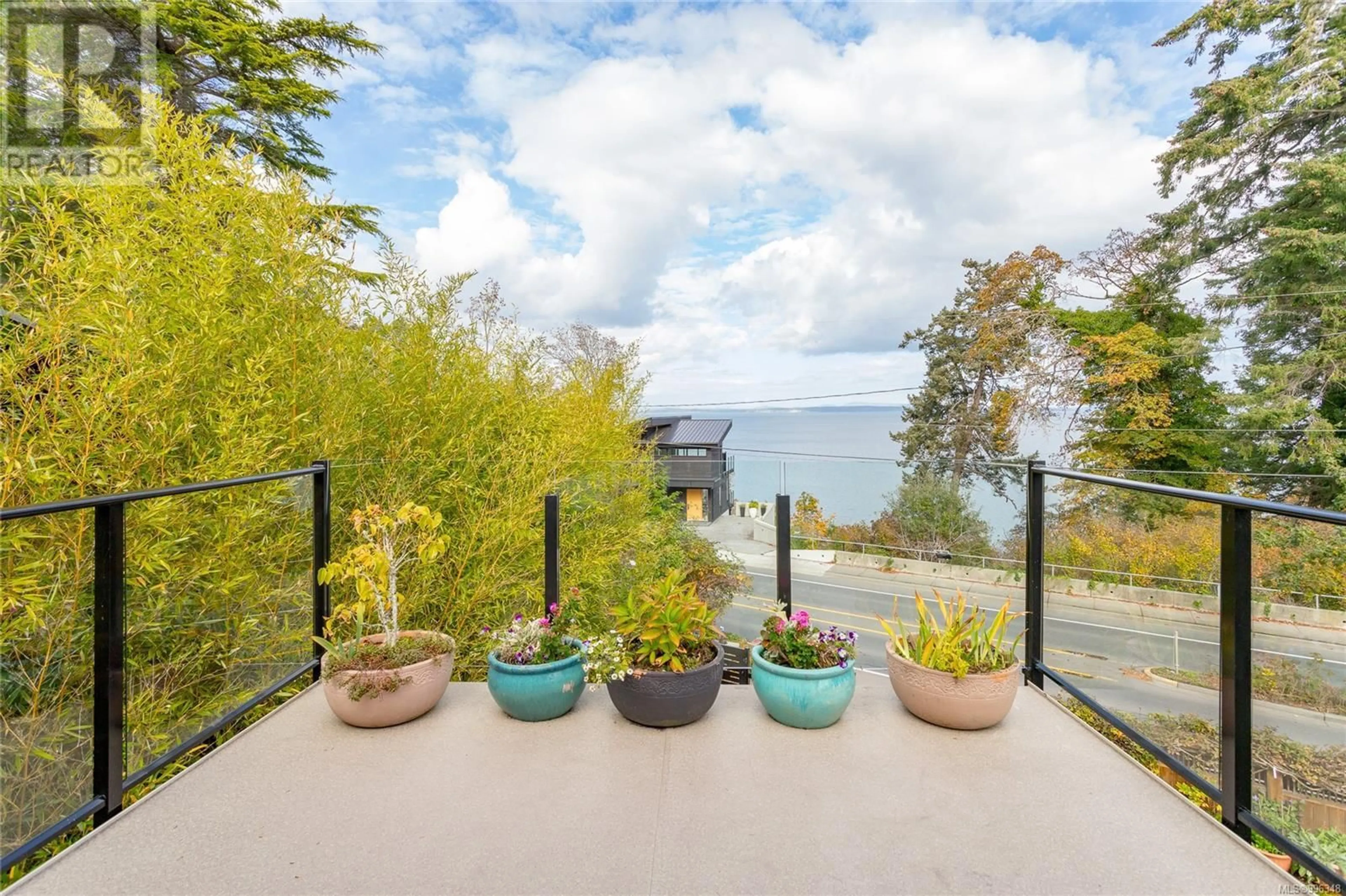 Patio, water/lake/river/ocean view for 4572 CORDOVA BAY ROAD, Saanich British Columbia V8X3V5