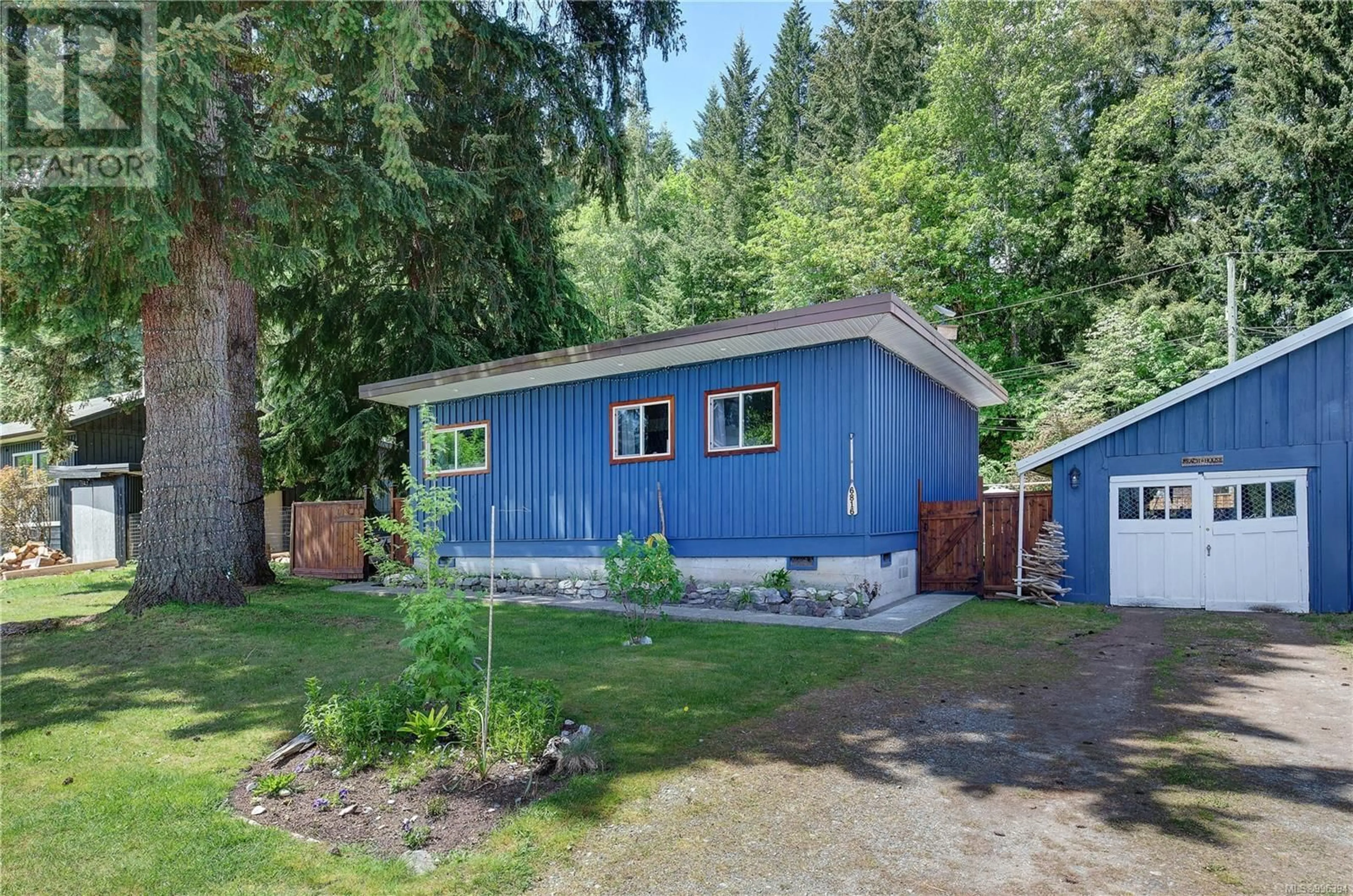 Shed for 6816 FIRST STREET, Honeymoon Bay British Columbia V0R1Y0