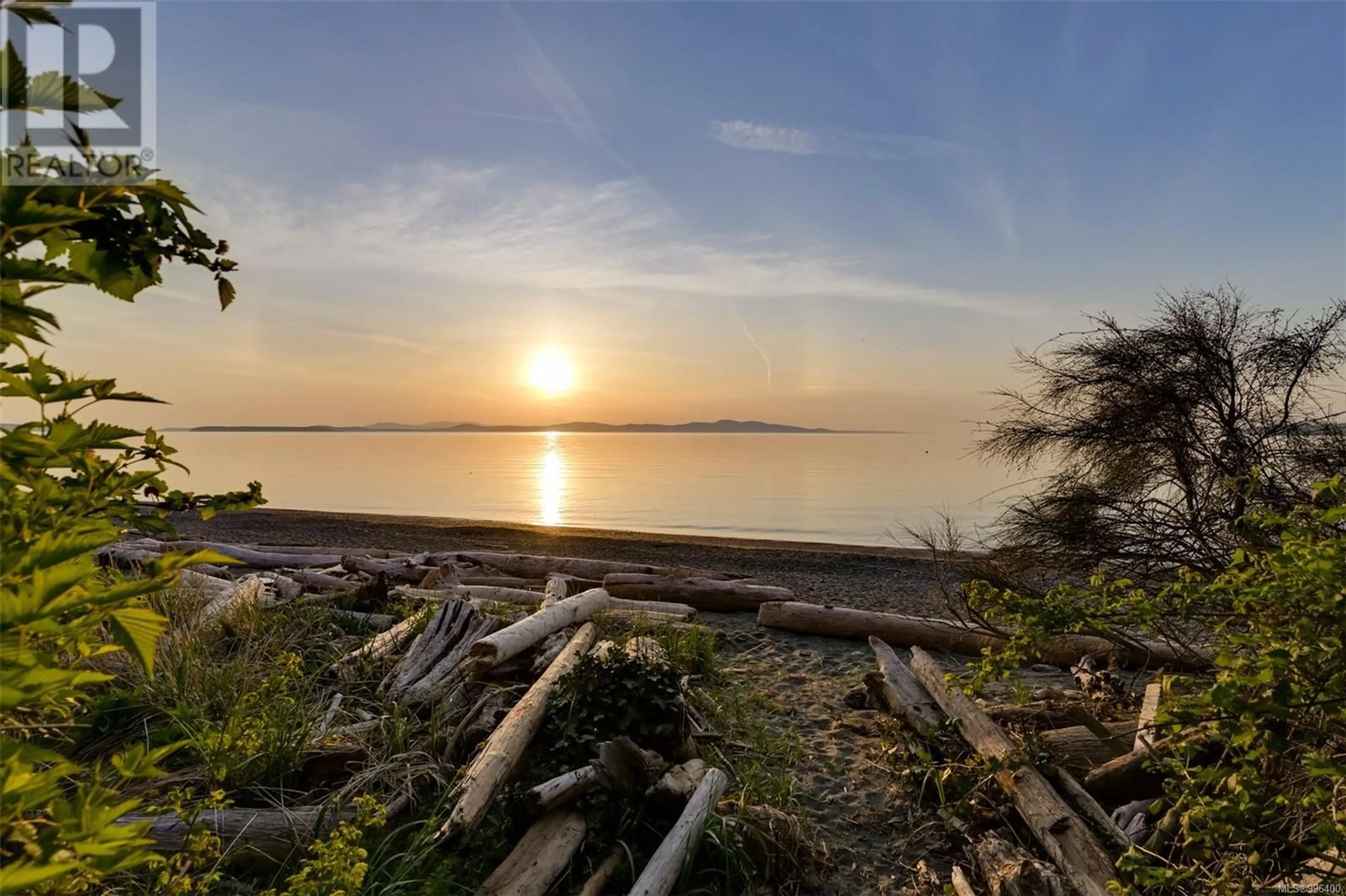 Blurry image for 5153 CORDOVA BAY ROAD, Saanich British Columbia V8Y2K1